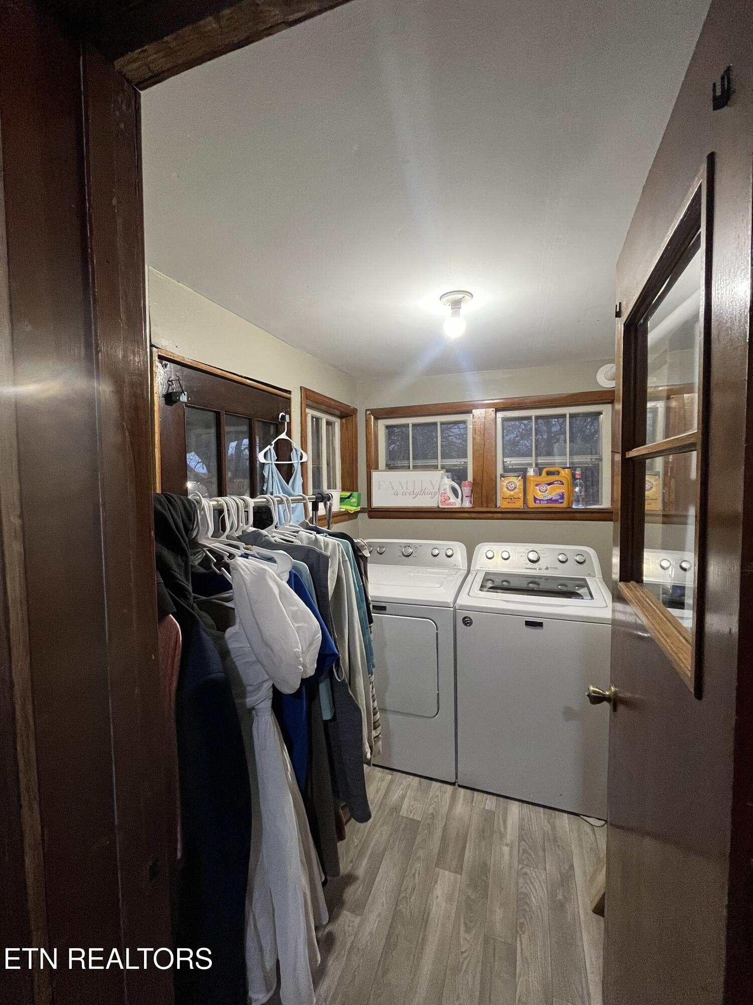 35 Buffalo Road Oneida TN 37841