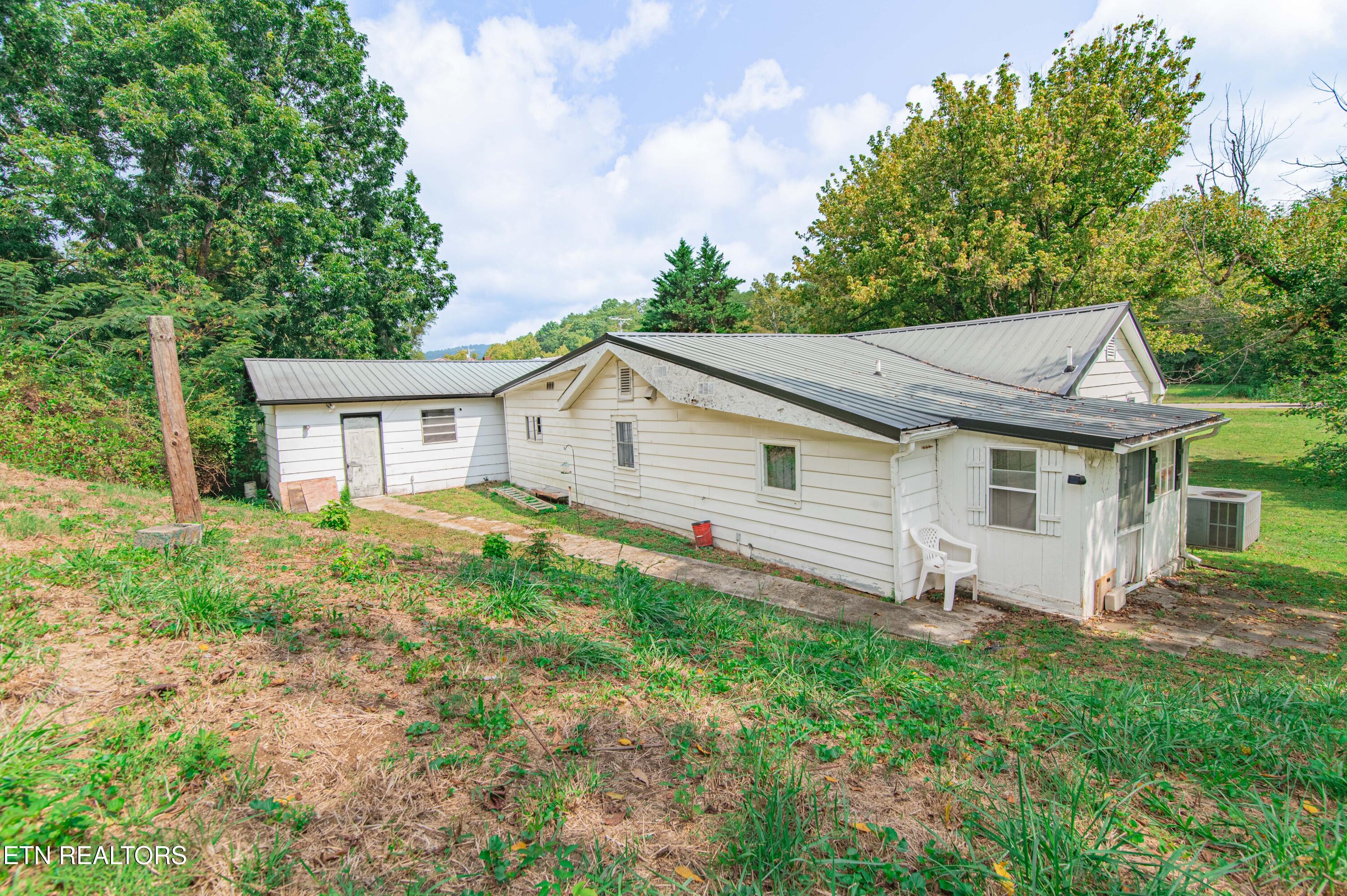 2700 Highway 116 Caryville TN 37714