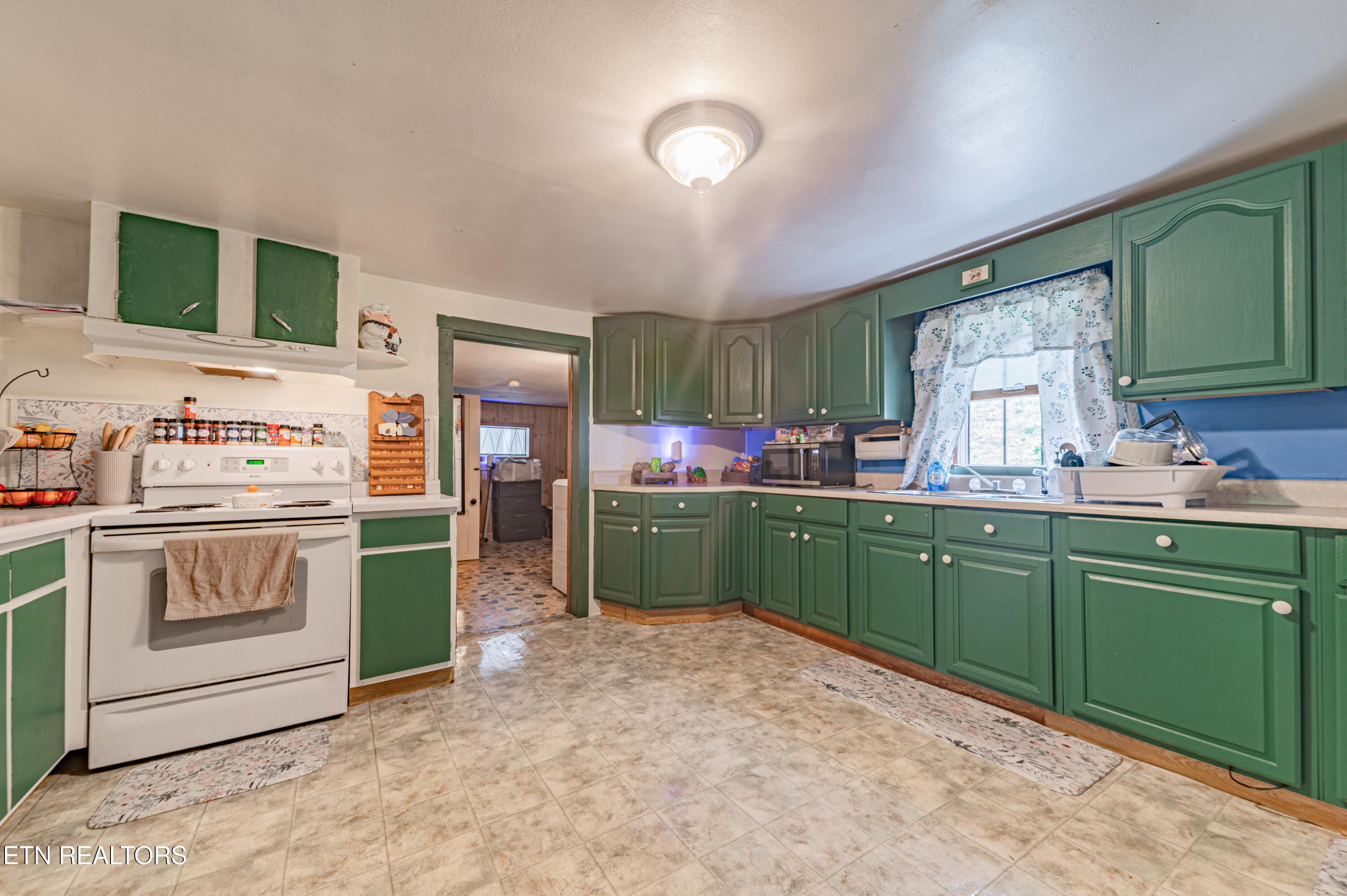 2700 Highway 116 Caryville TN 37714