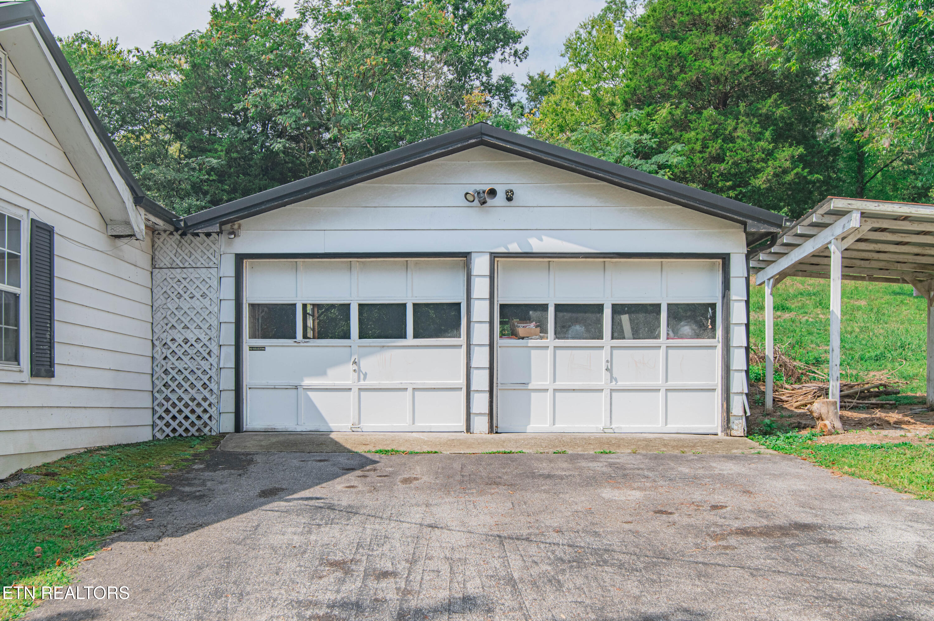 2700 Highway 116 Caryville TN 37714