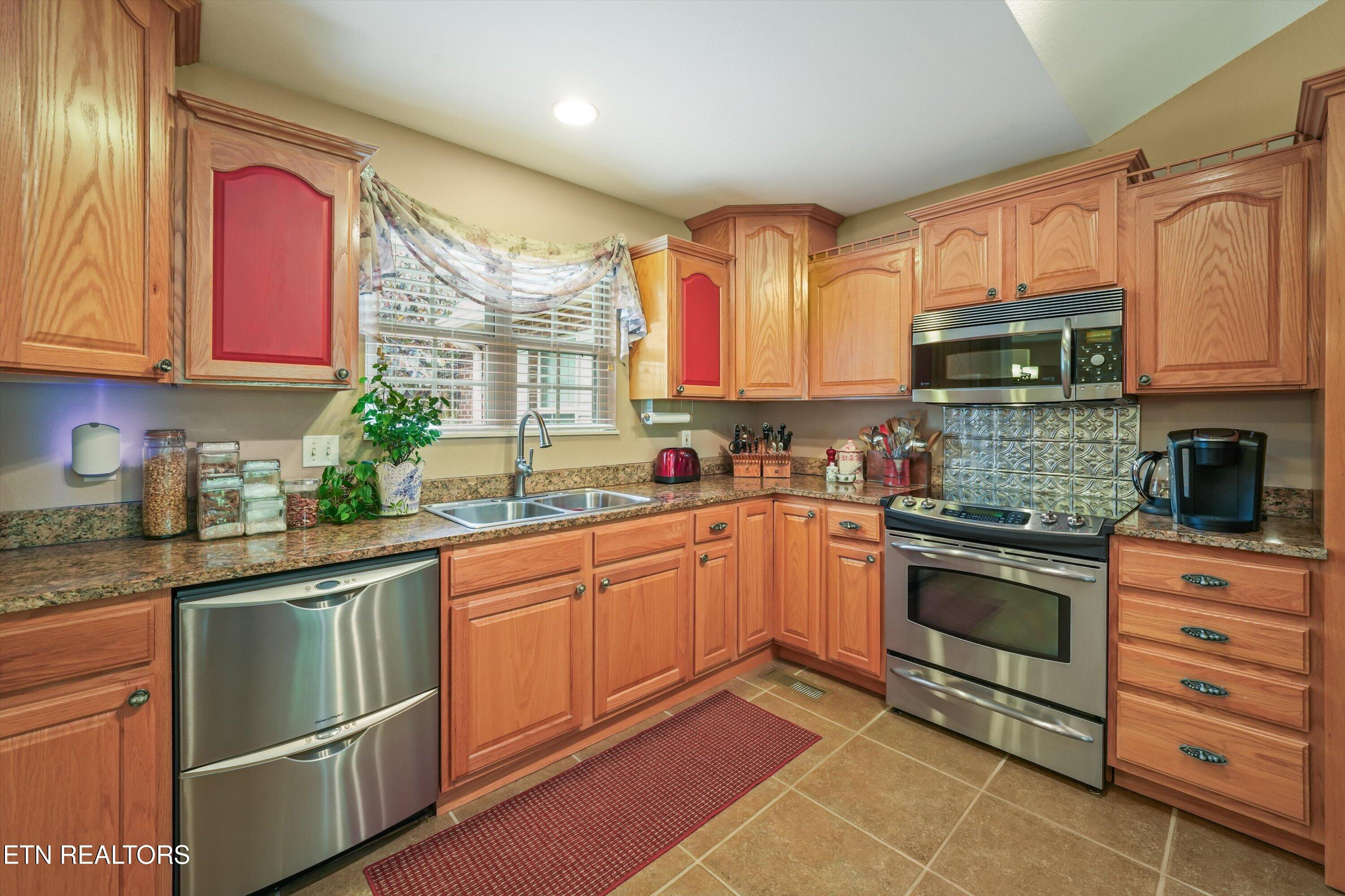 1432 Chessingham Drive Maryville TN 37801