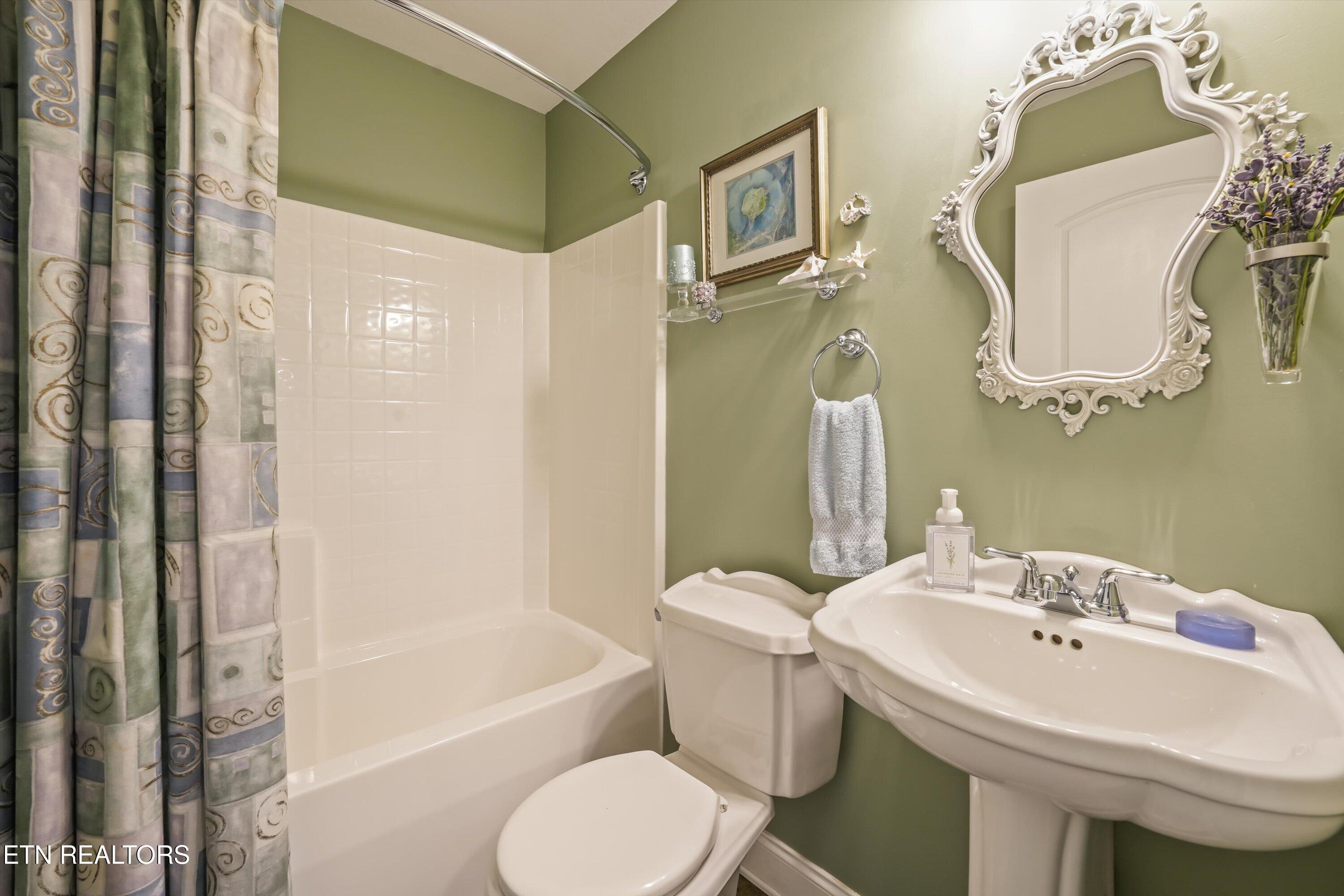 1432 Chessingham Drive Maryville TN 37801