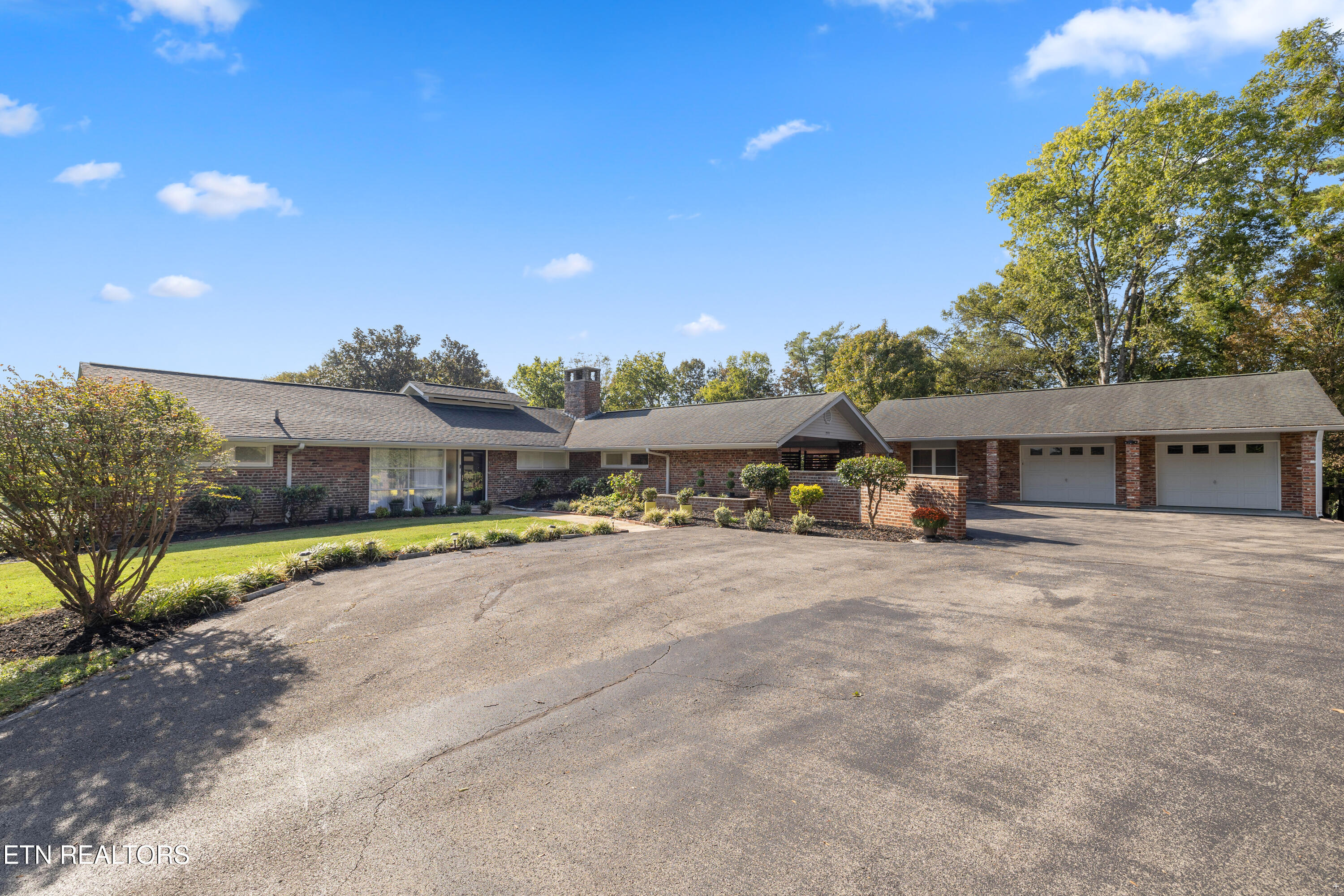 3515 Blow Drive Knoxville TN 37920