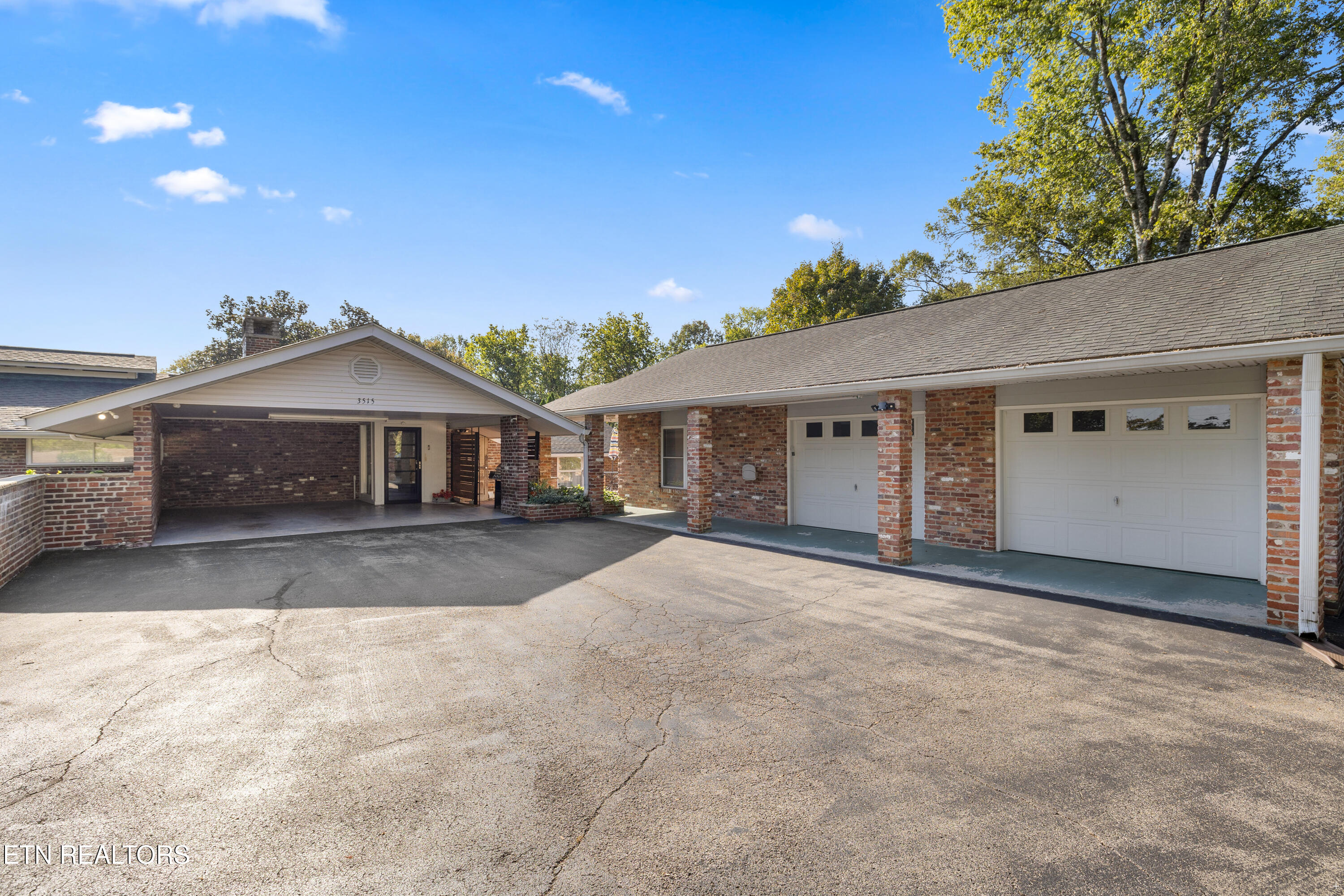 3515 Blow Drive Knoxville TN 37920
