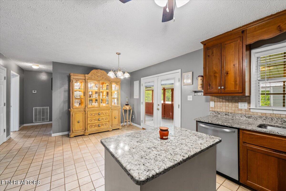 219 Patty Hill Road Caryville TN 37714