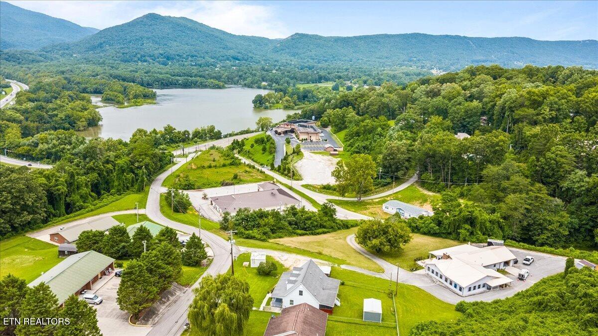 219 Patty Hill Road Caryville TN 37714