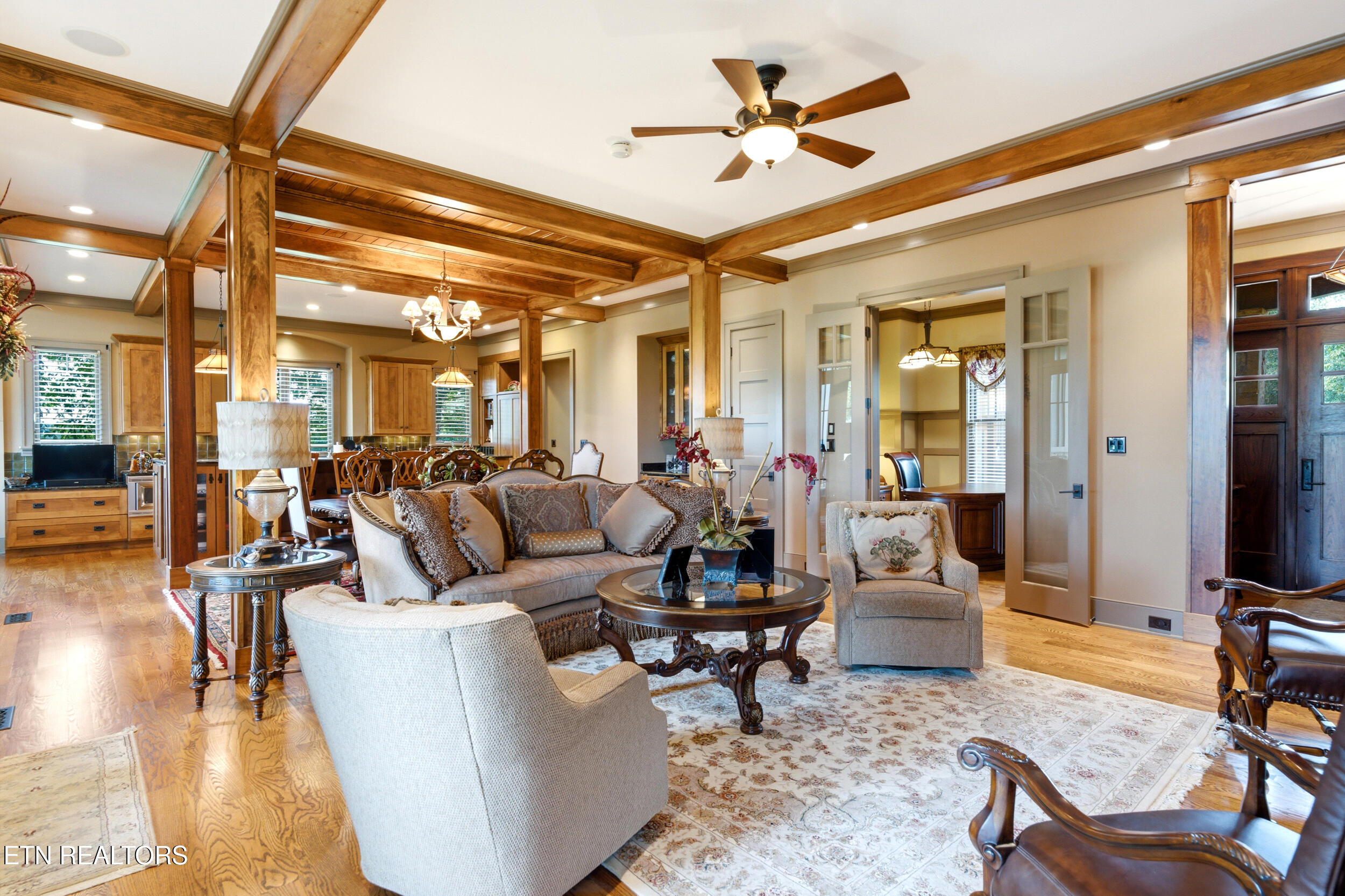 593 Old Barn Lane Loudon TN 37774