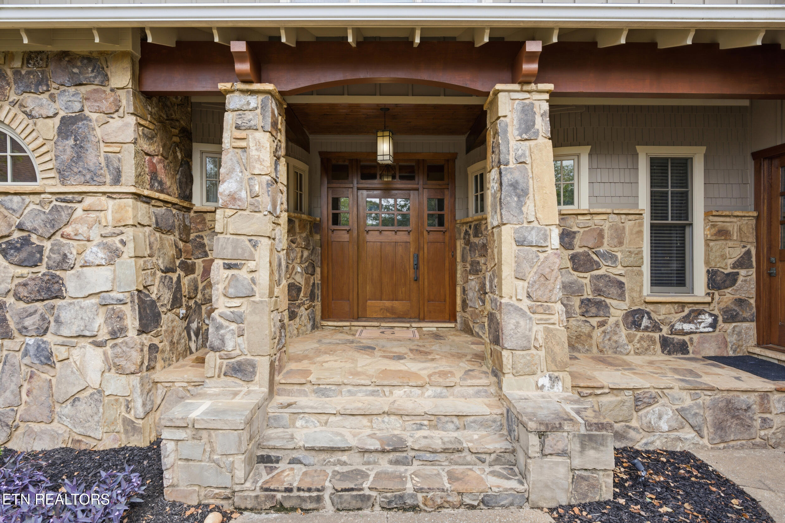 593 Old Barn Lane Loudon TN 37774