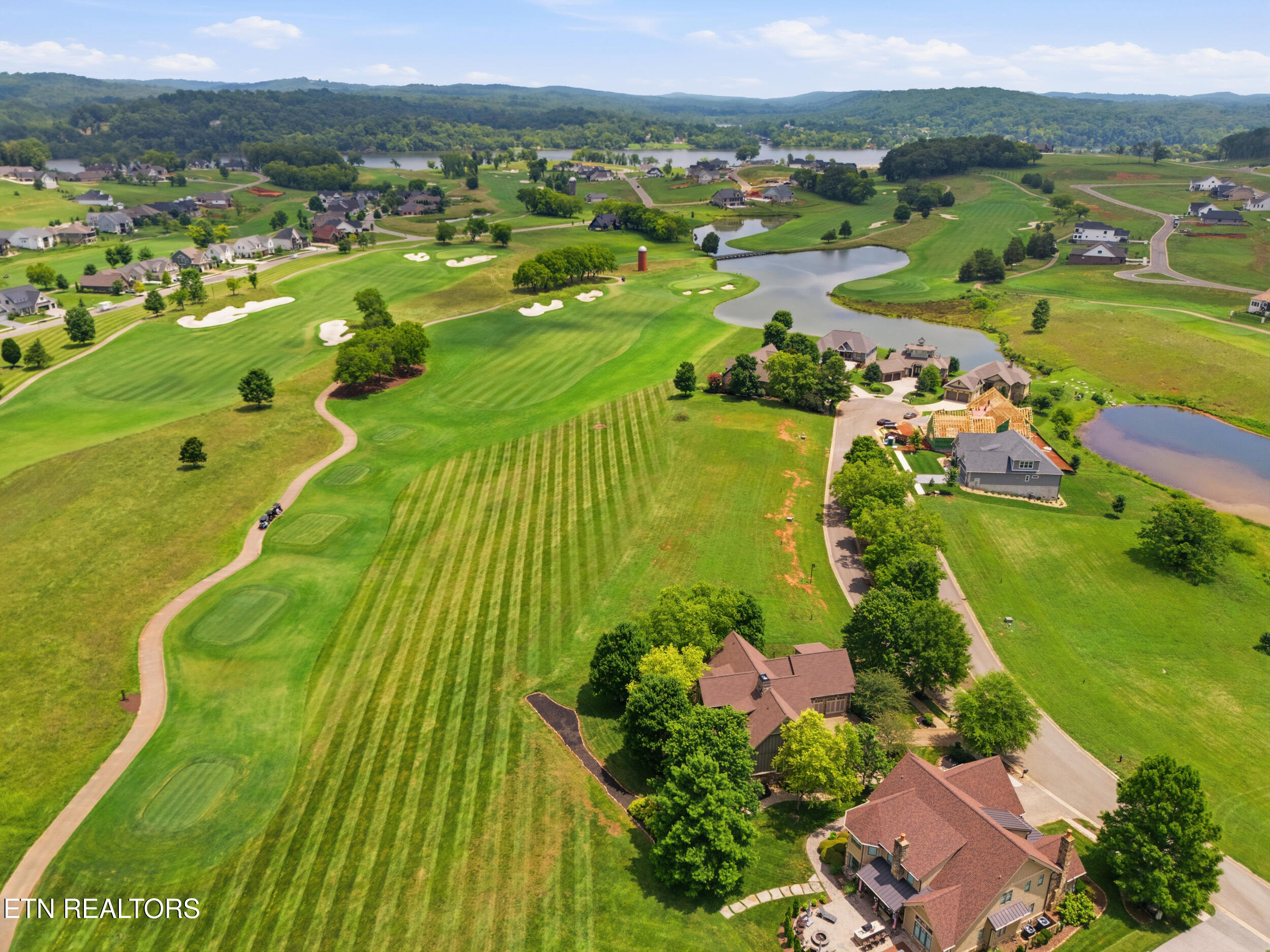 593 Old Barn Lane Loudon TN 37774