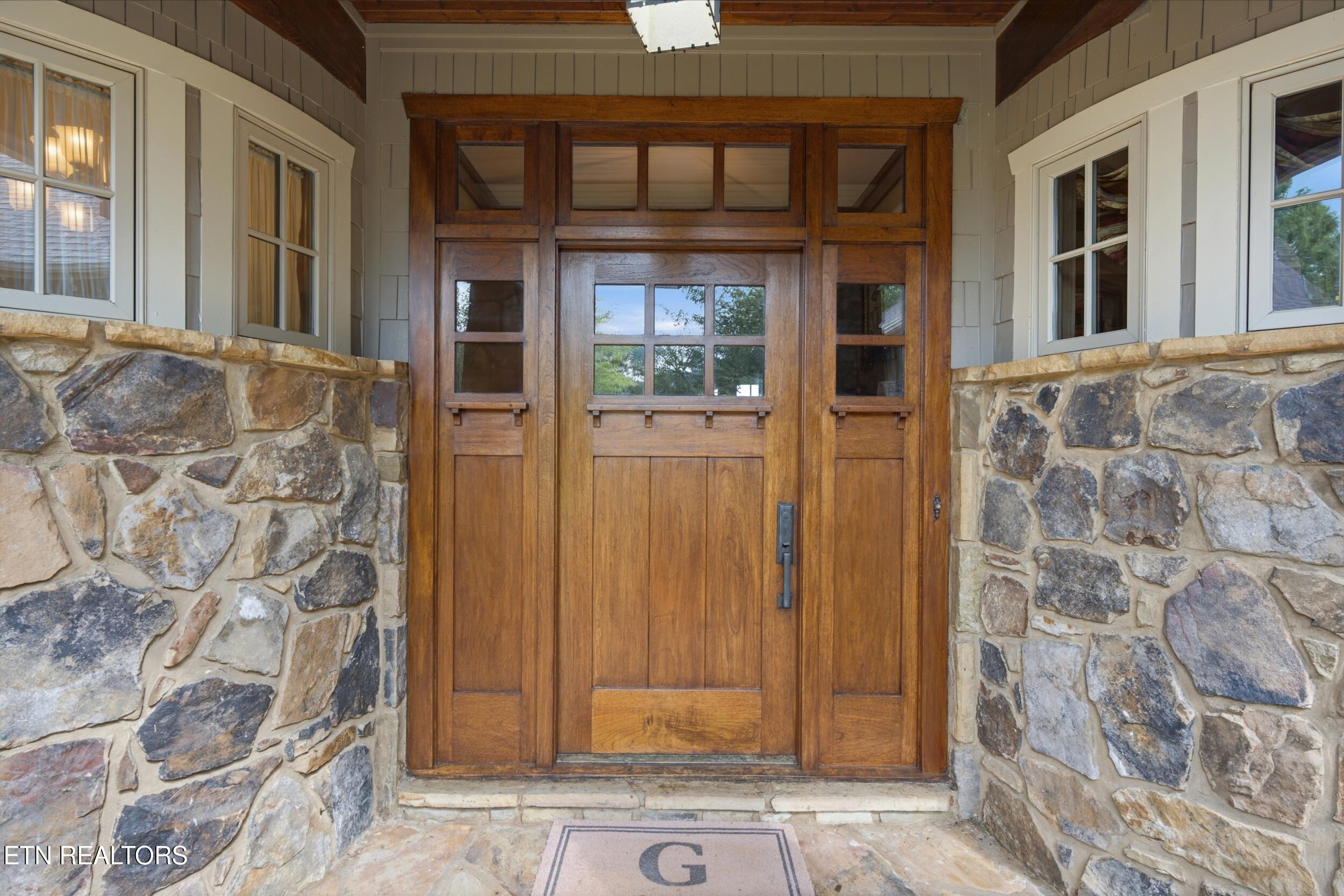 593 Old Barn Lane Loudon TN 37774