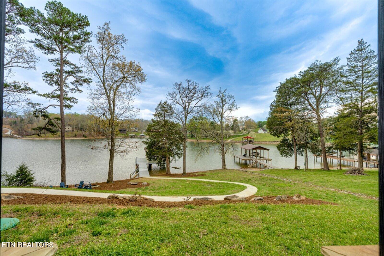 302 Key Cove Road Spring City TN 37381
