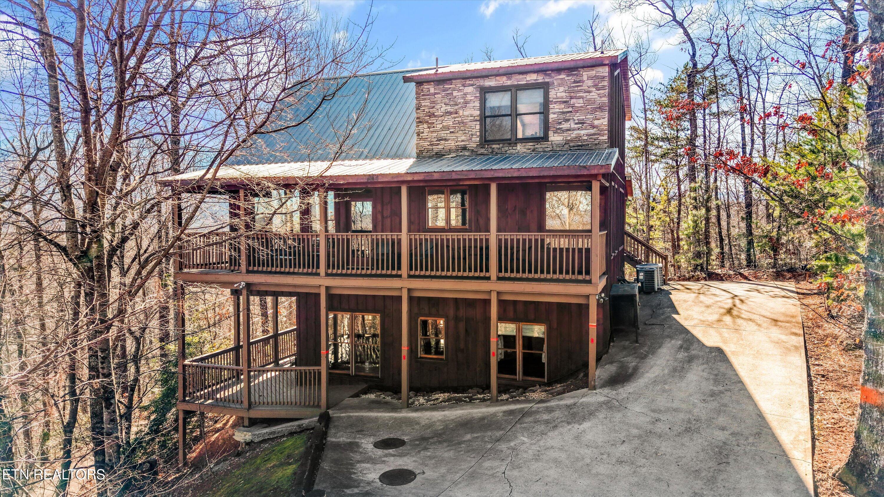 1009 Vista Drive Gatlinburg TN 37738
