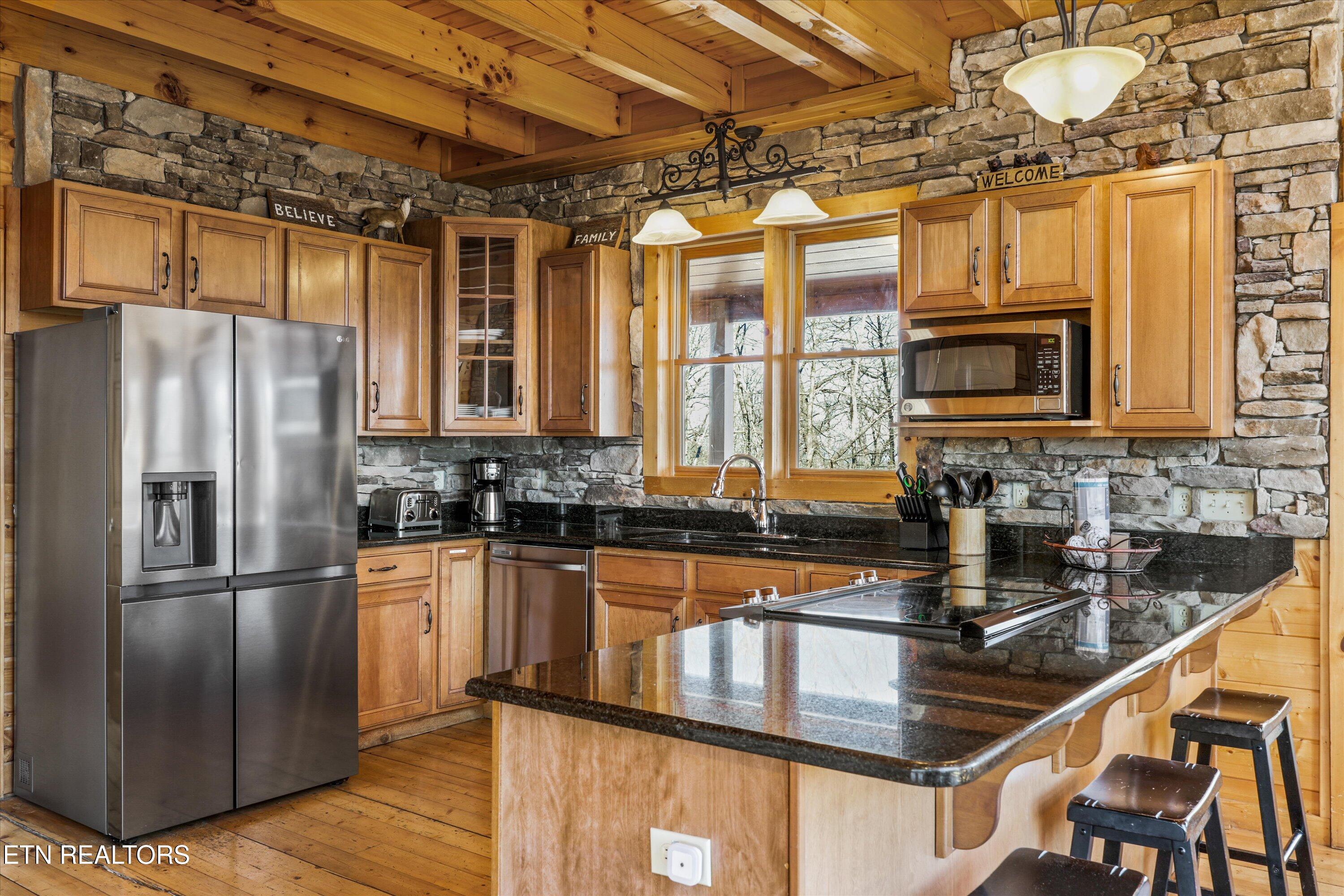 1009 Vista Drive Gatlinburg TN 37738