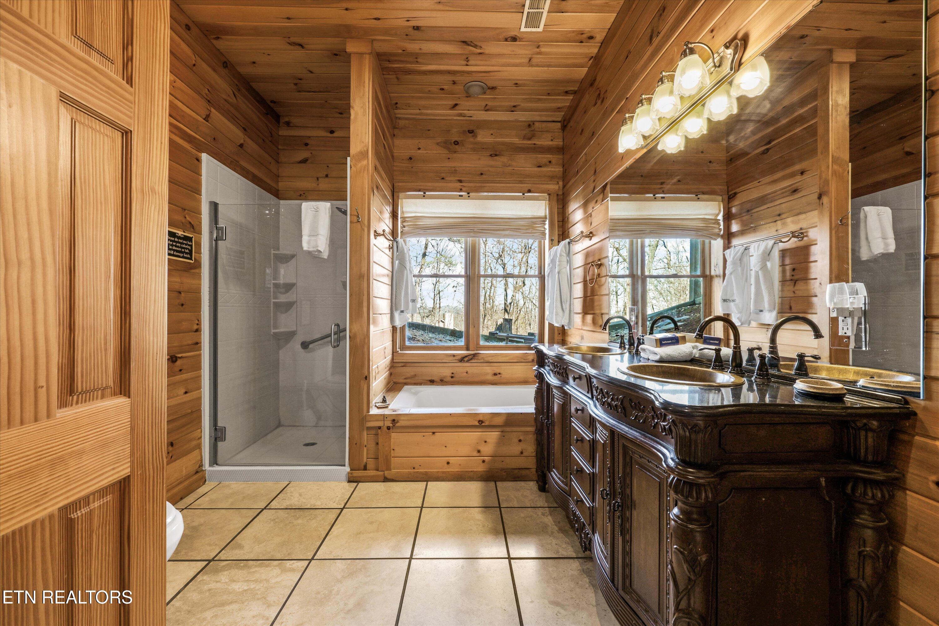 1009 Vista Drive Gatlinburg TN 37738