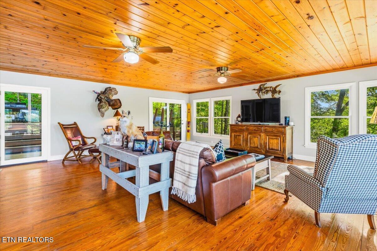244 Lakeshore Drive Maynardville TN 37807