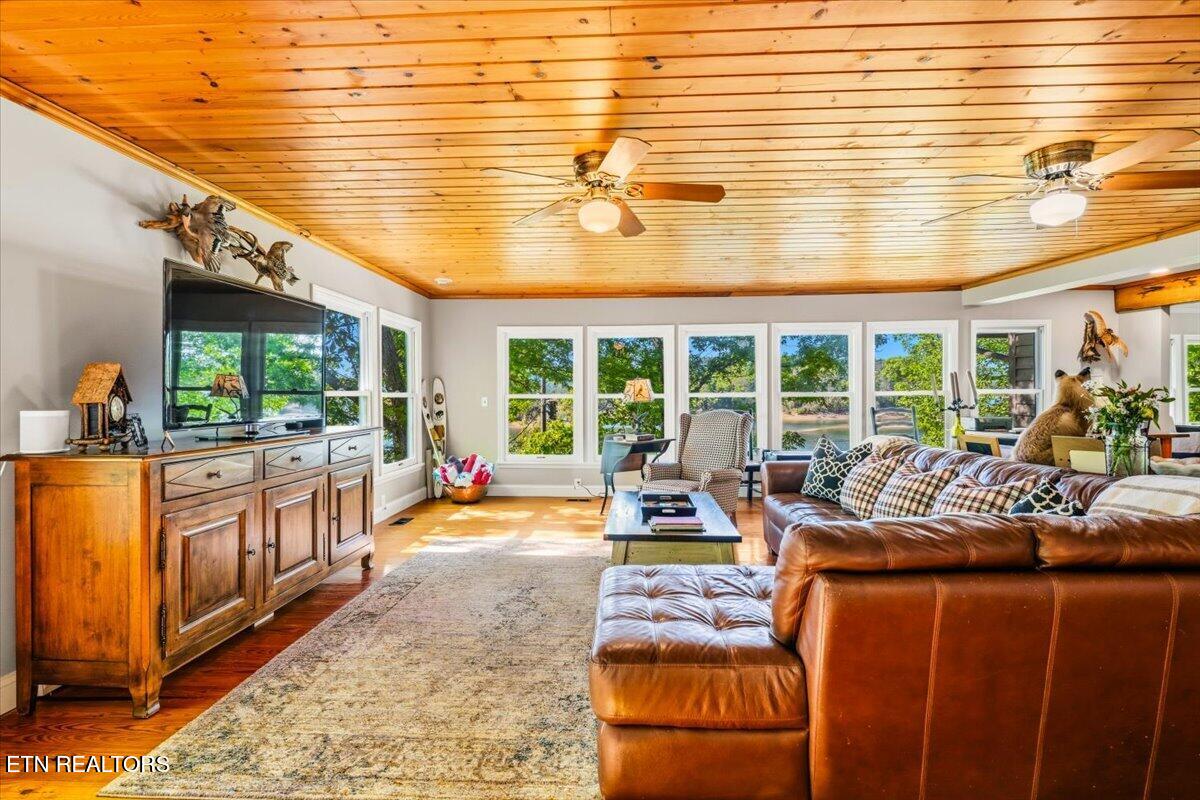 244 Lakeshore Drive Maynardville TN 37807