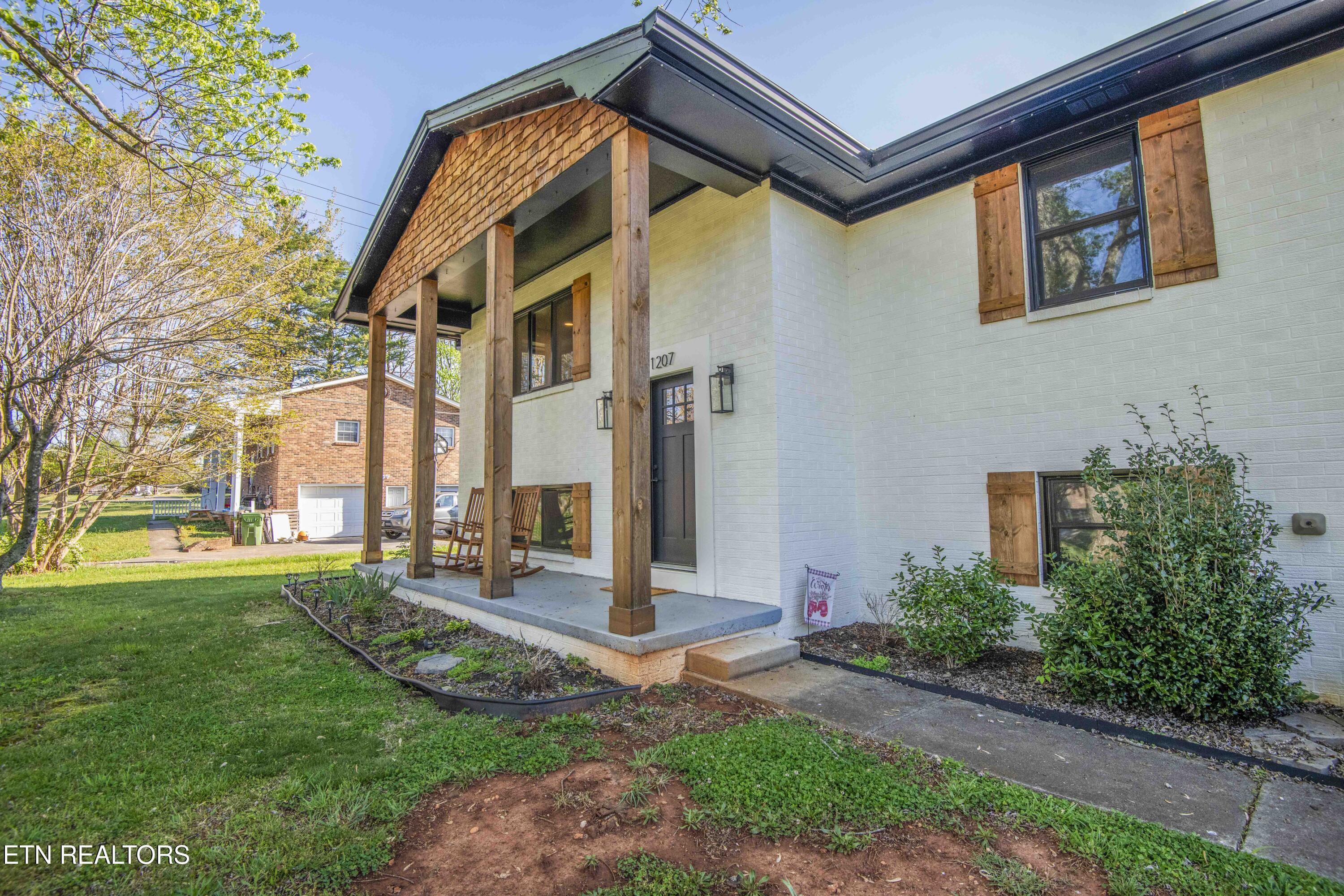 1207 Lenore Lane Maryville TN 37804