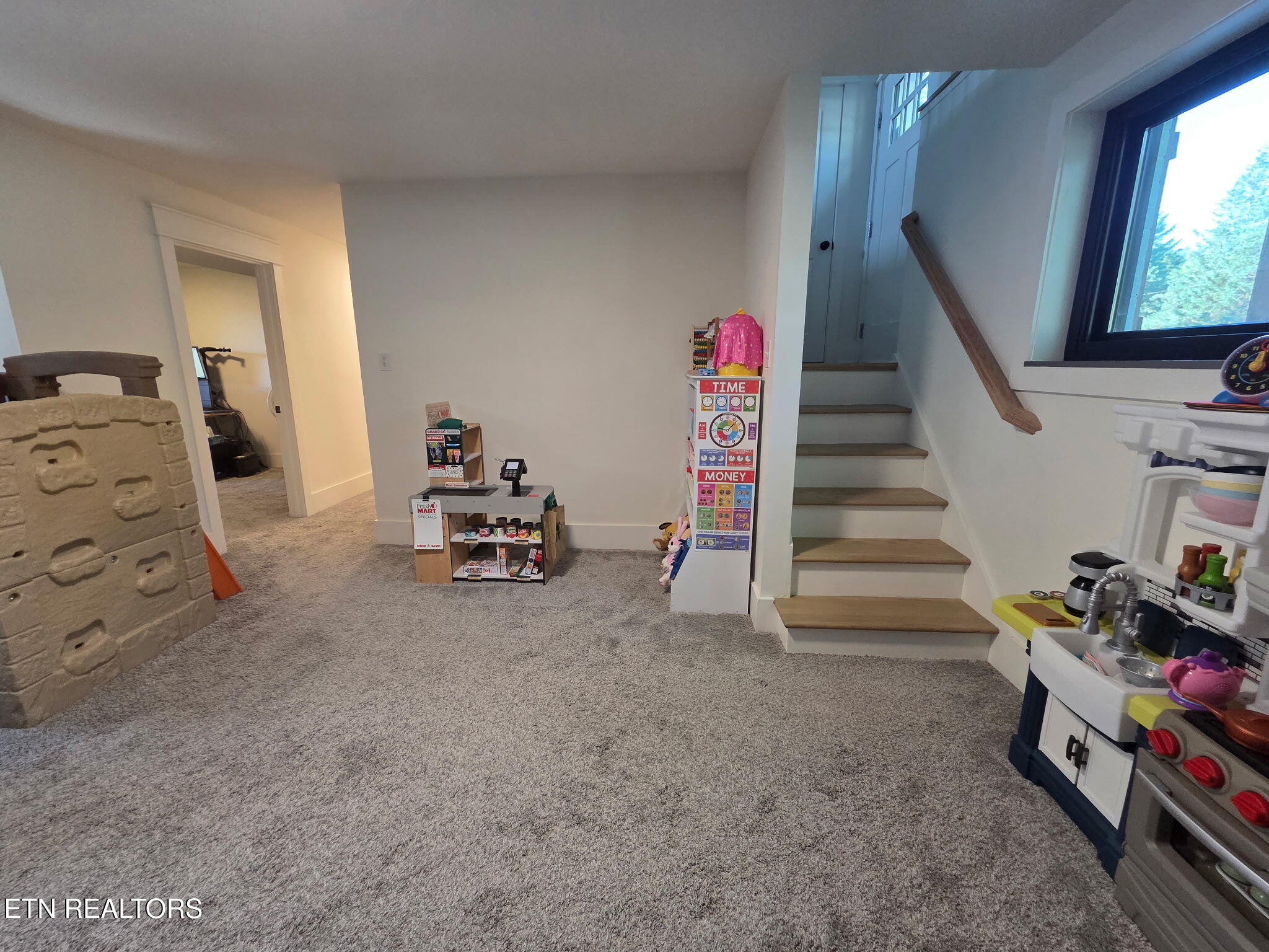 1207 Lenore Lane Maryville TN 37804