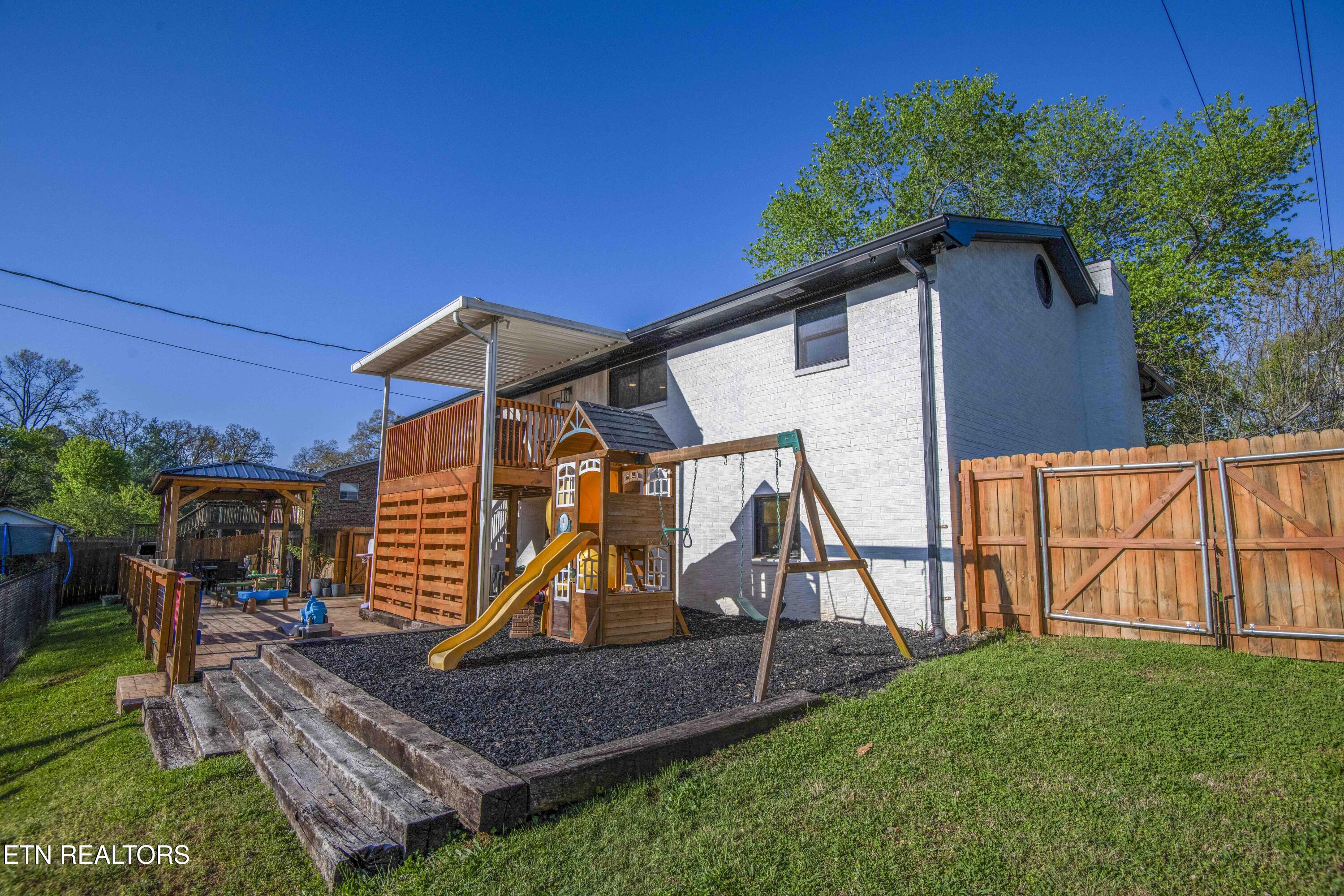 1207 Lenore Lane Maryville TN 37804