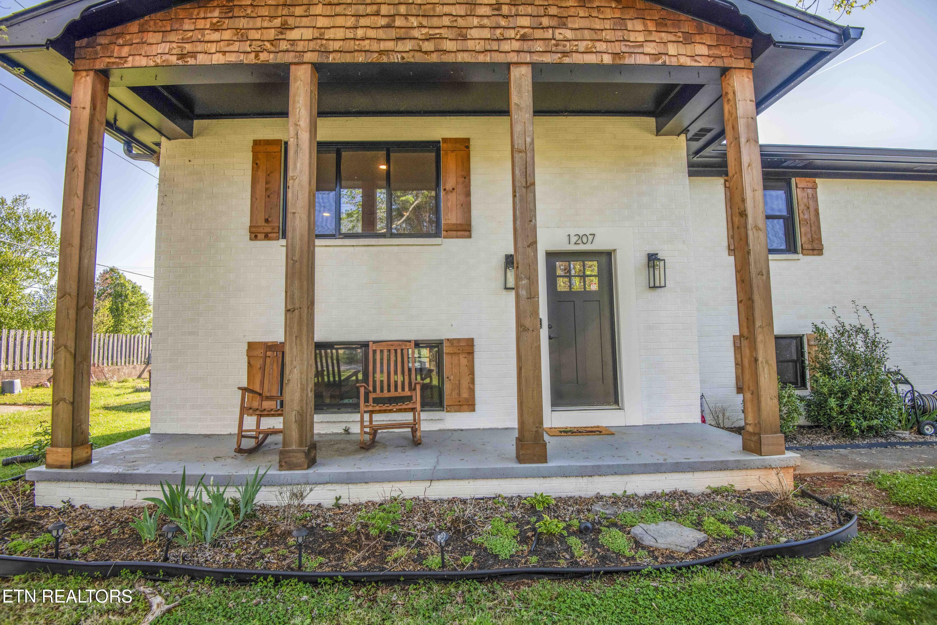 1207 Lenore Lane Maryville TN 37804
