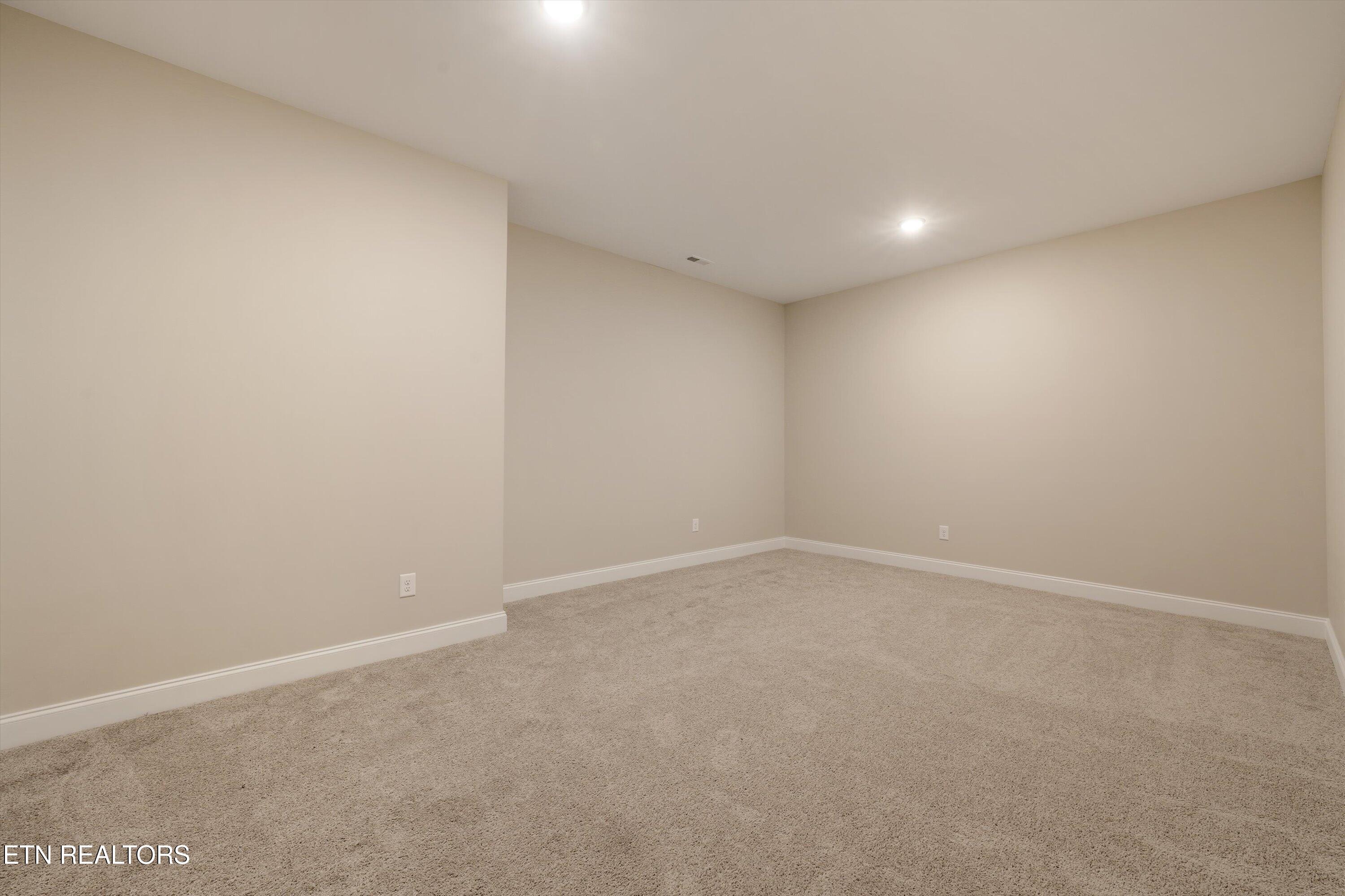 1632 Green Meadows Lane Lenoir City TN 37771