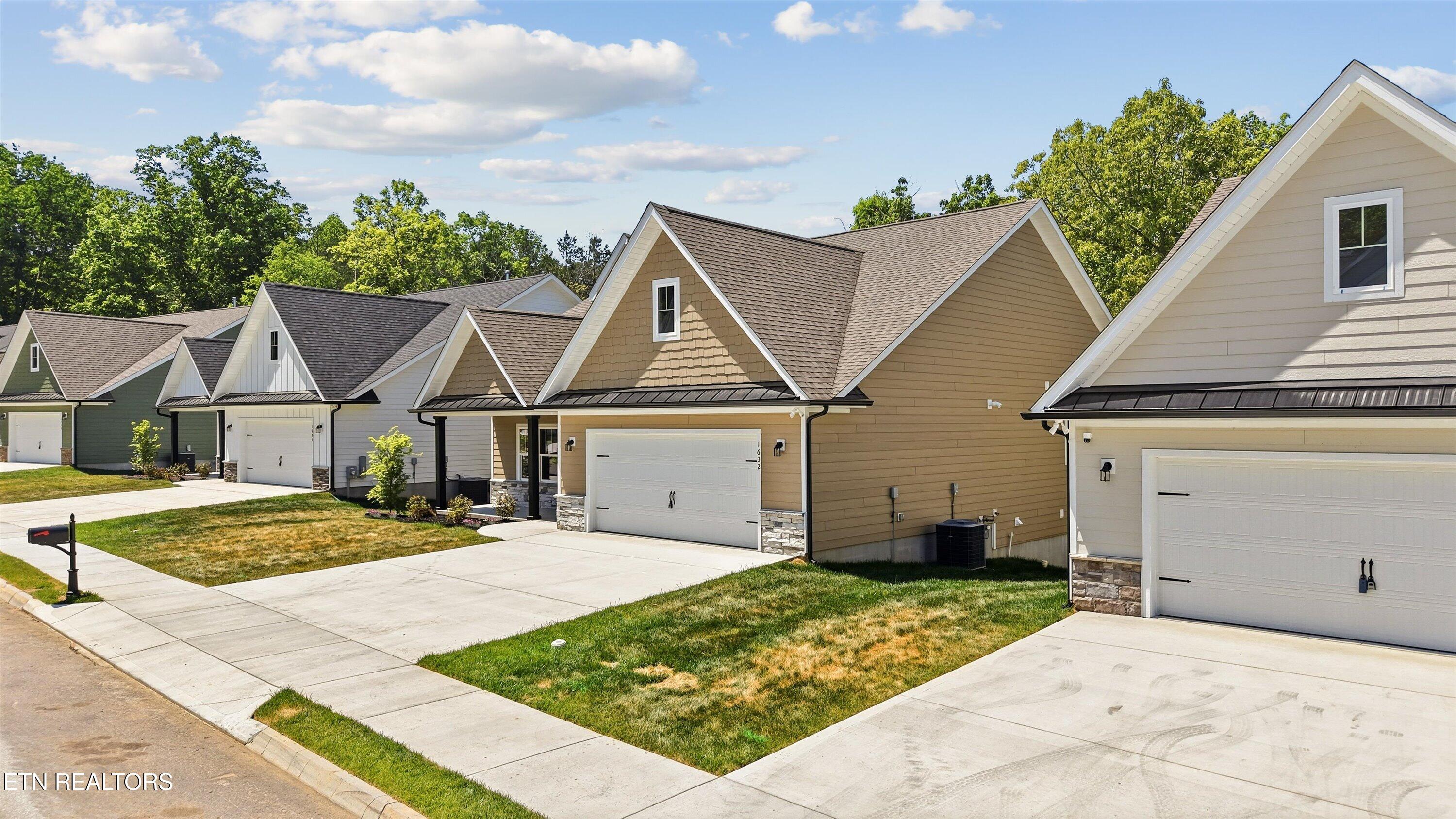 1632 Green Meadows Lane Lenoir City TN 37771