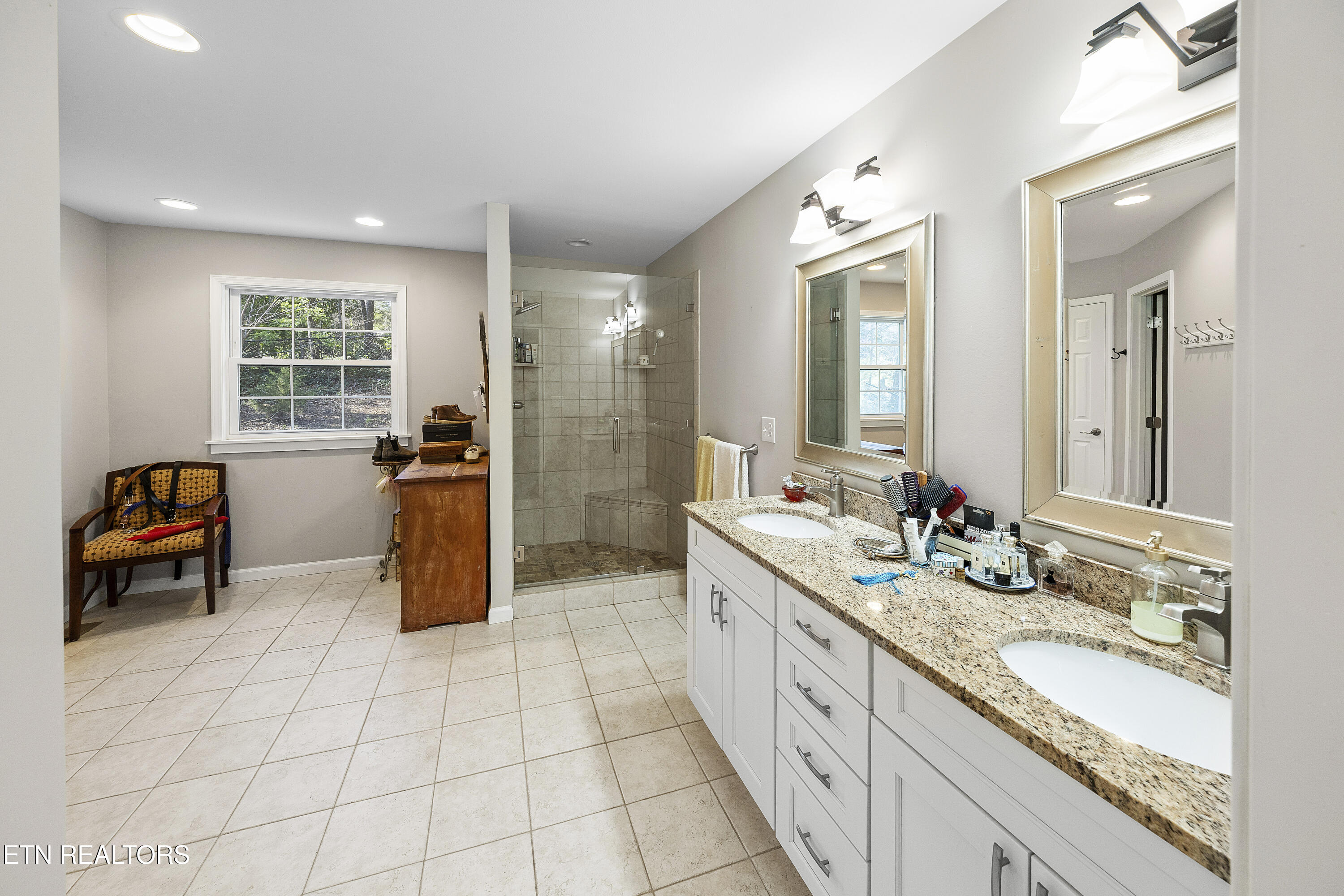 4237 Hiawatha Drive Knoxville TN 37919