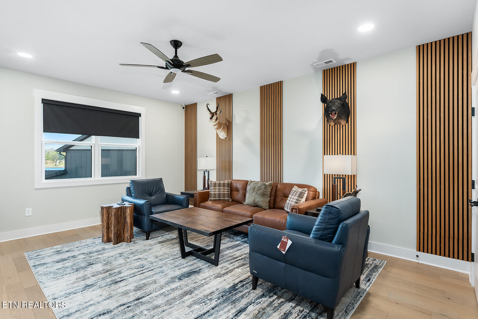 179 Island Circle Loudon TN 37774