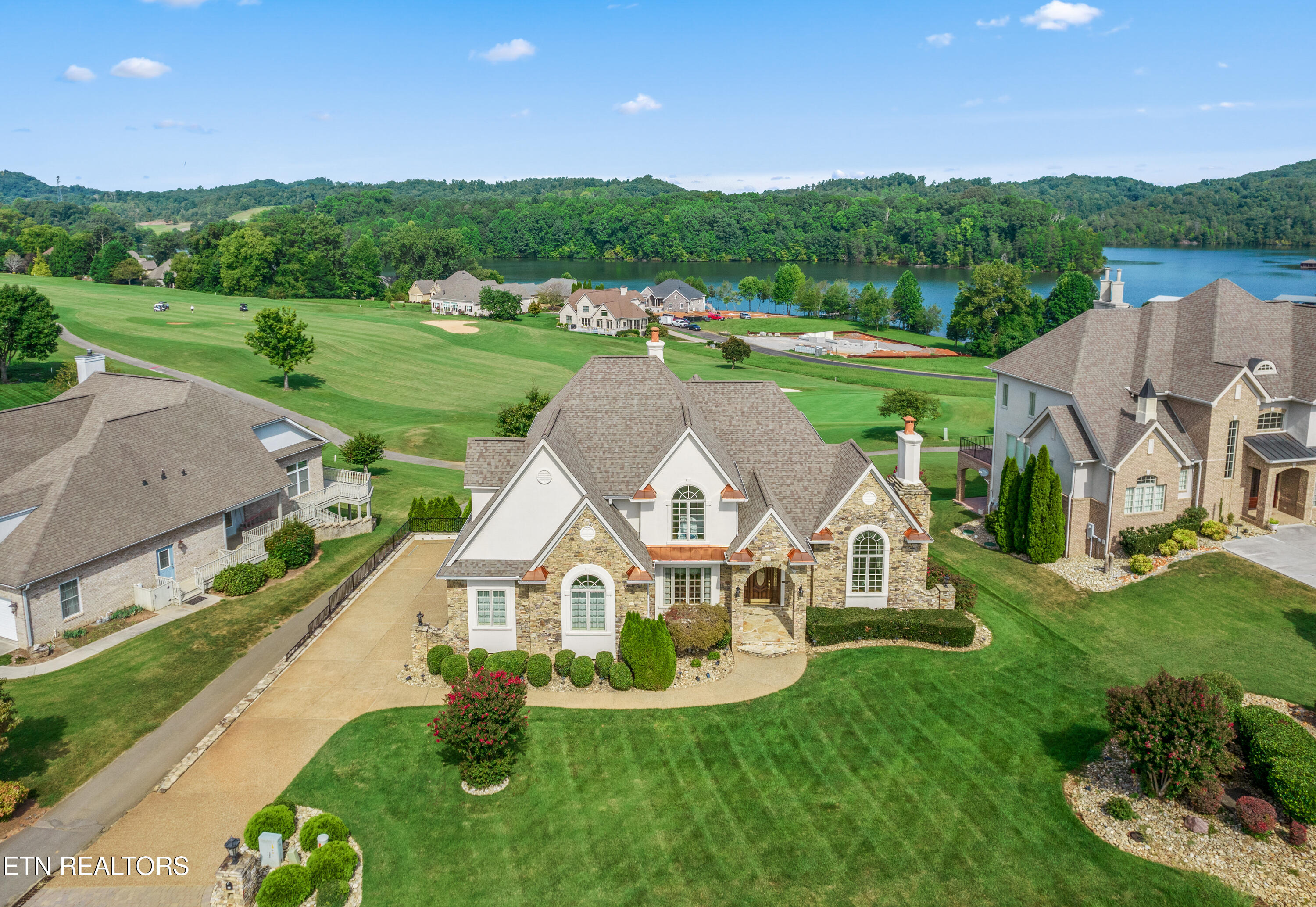 859 Rarity Bay Parkway Vonore TN 37885