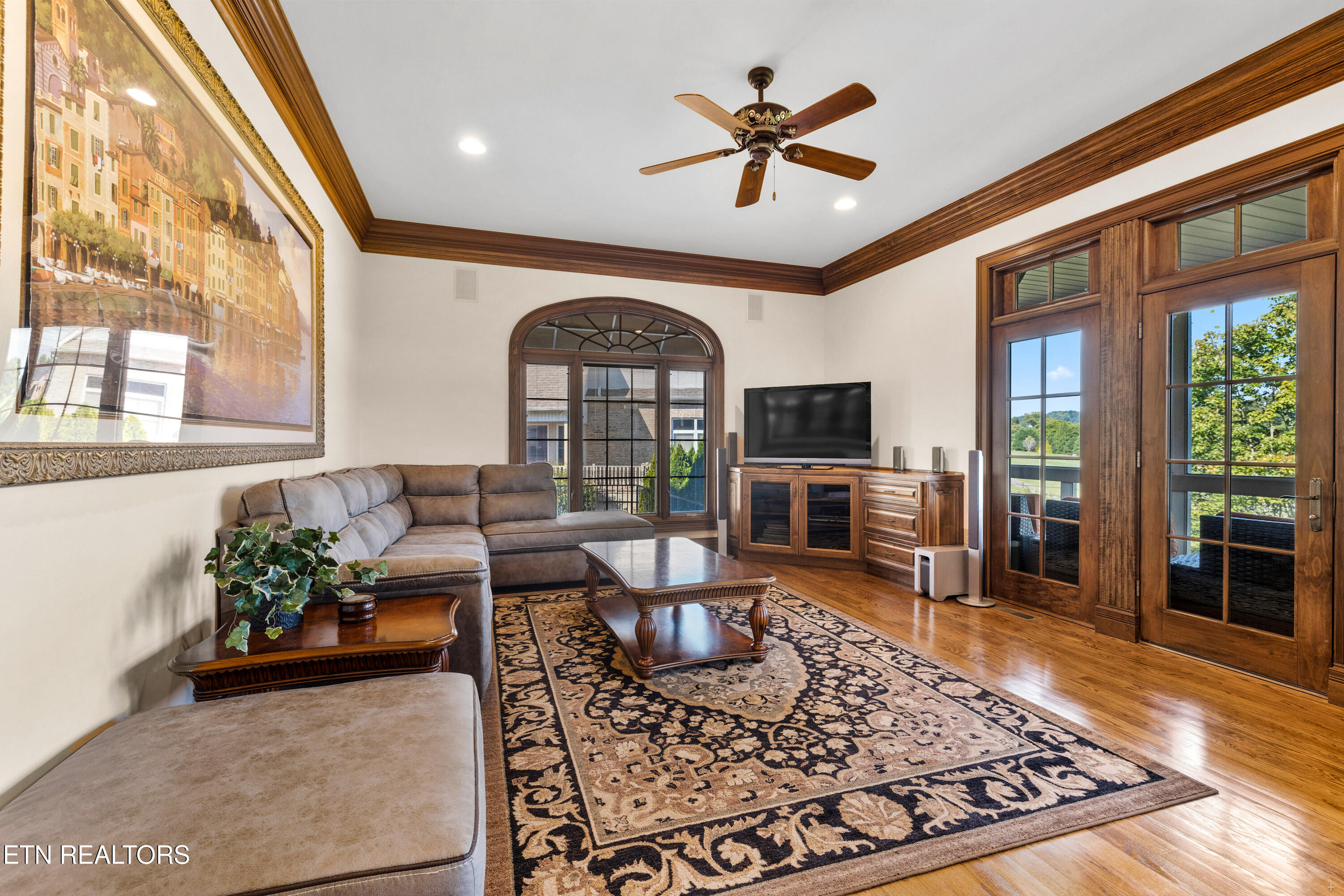 859 Rarity Bay Parkway Vonore TN 37885