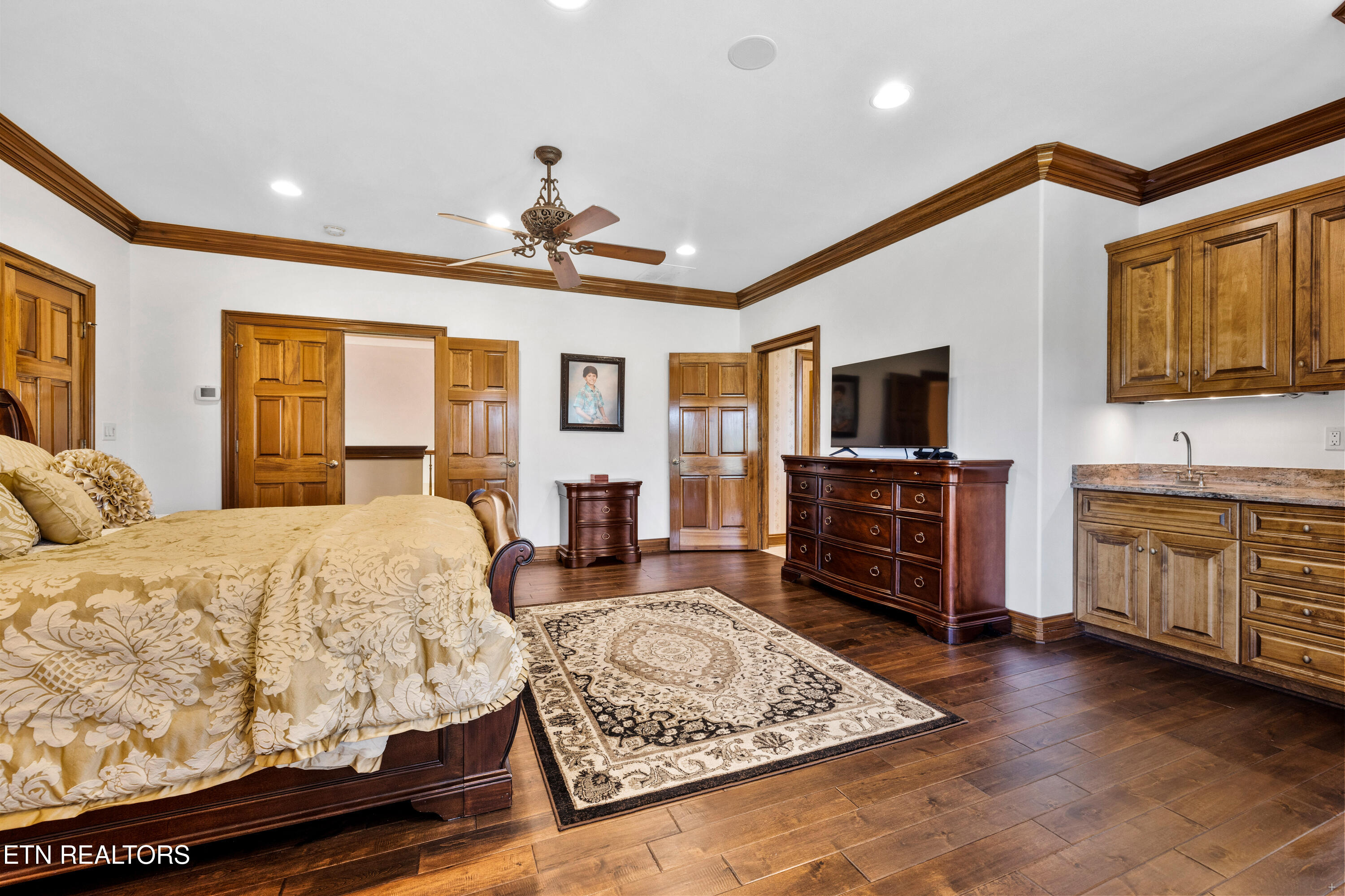 859 Rarity Bay Parkway Vonore TN 37885