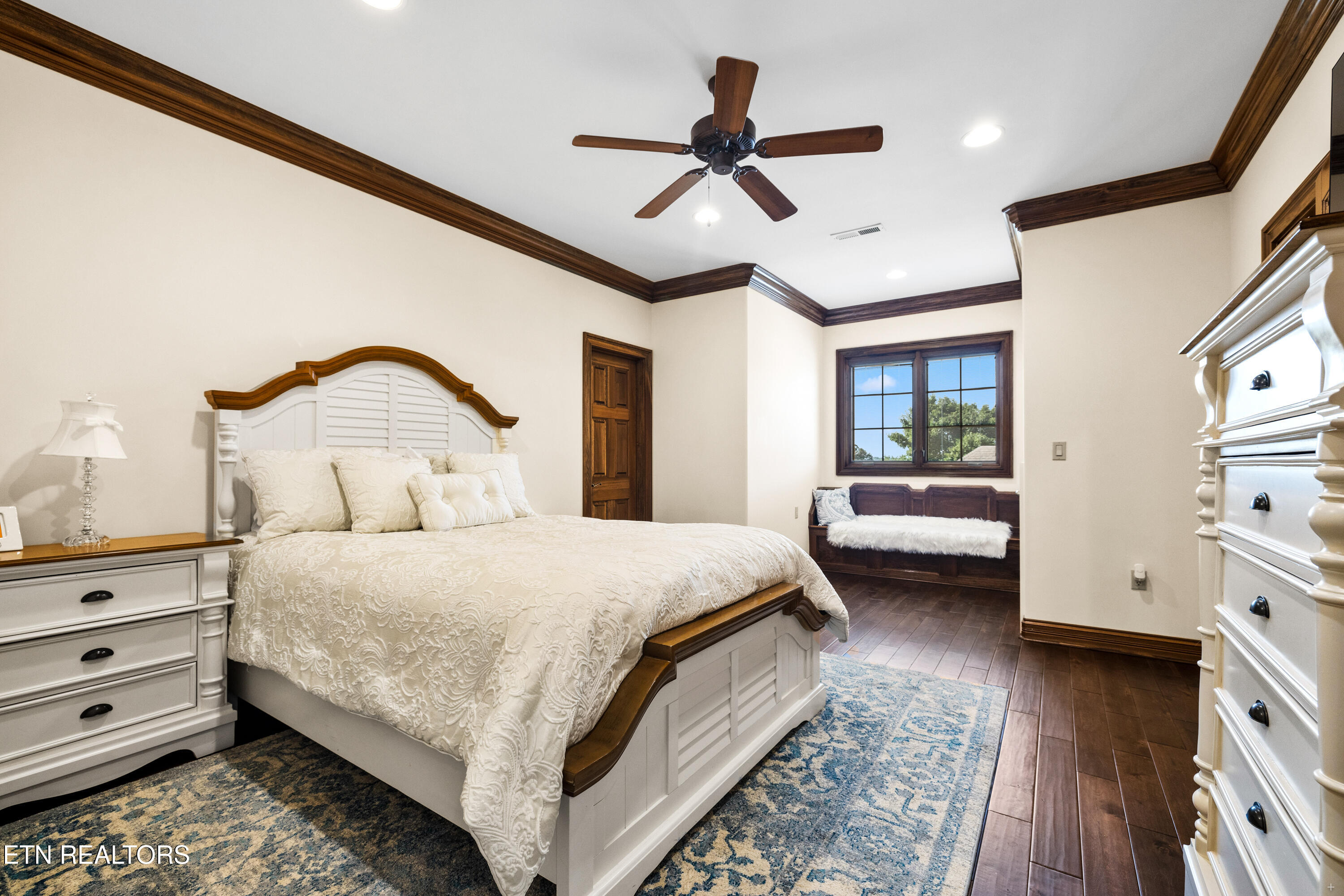 859 Rarity Bay Parkway Vonore TN 37885