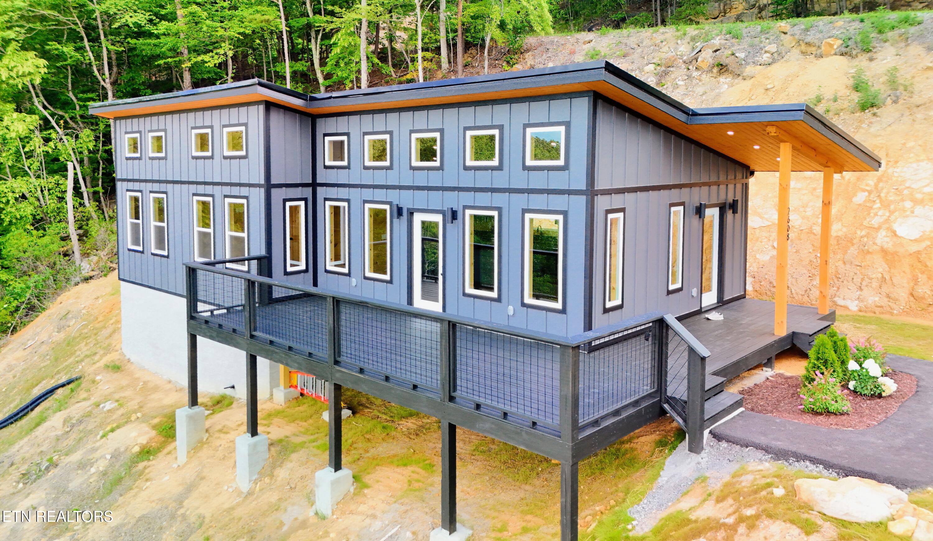 2608 Mountain Boulevard Sevierville TN 37876
