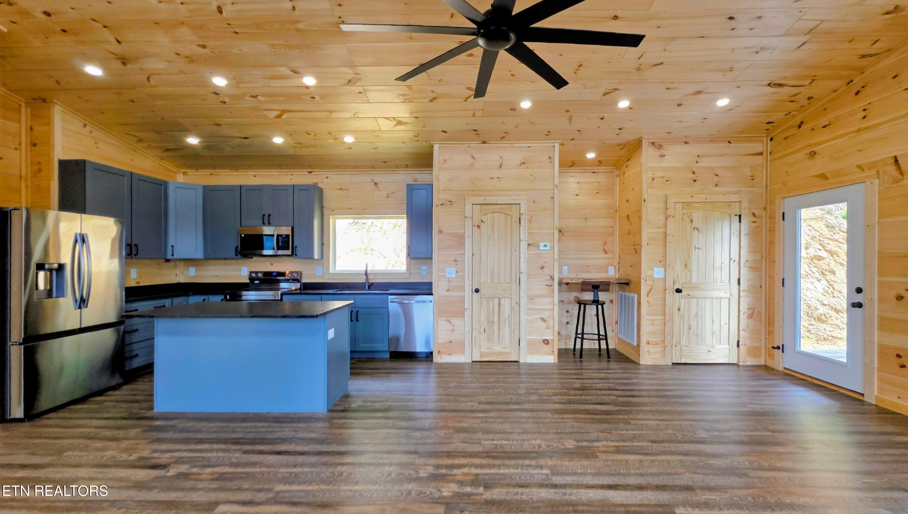 2608 Mountain Boulevard Sevierville TN 37876