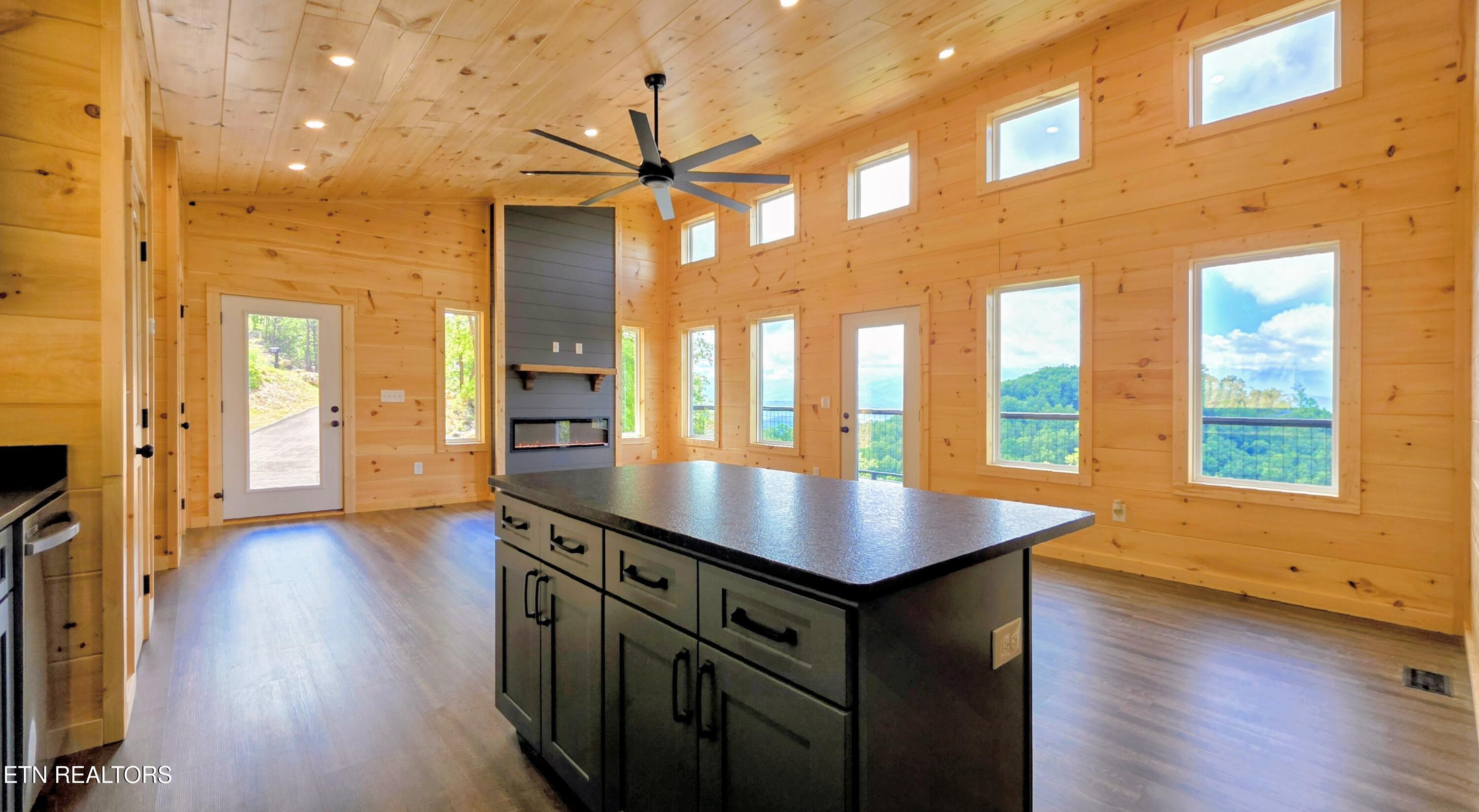 2608 Mountain Boulevard Sevierville TN 37876