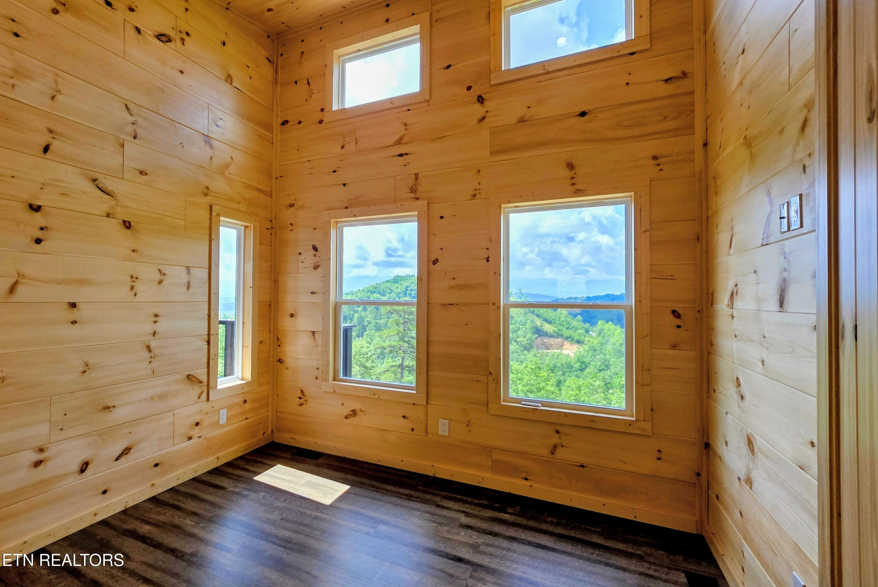 2608 Mountain Boulevard Sevierville TN 37876
