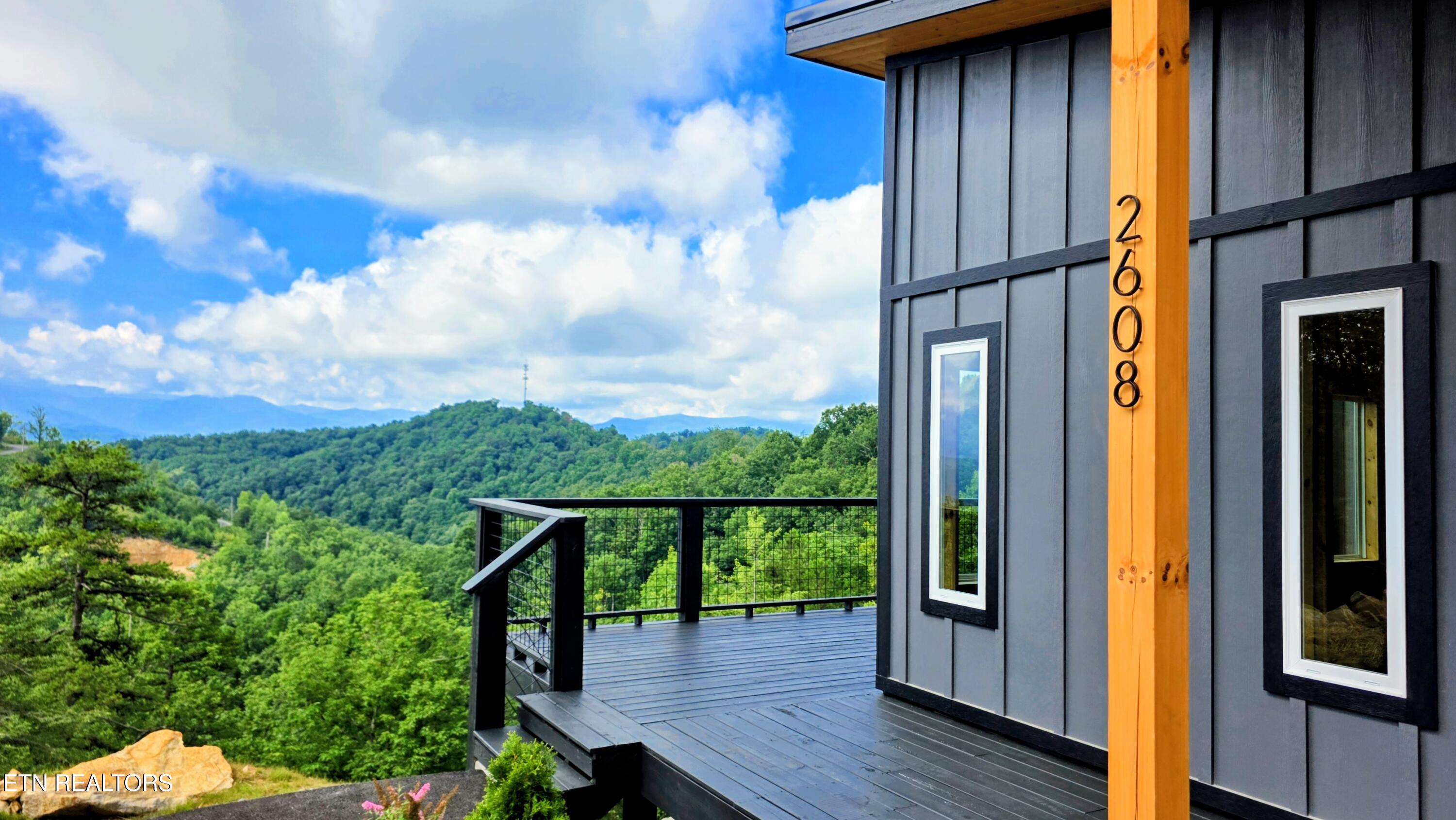 2608 Mountain Boulevard Sevierville TN 37876