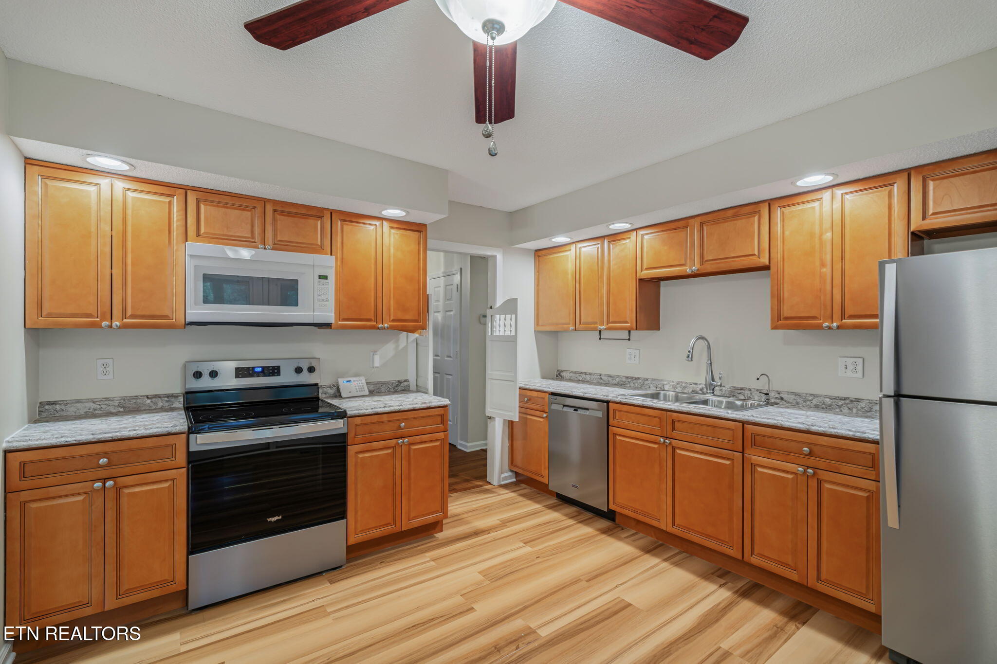 7921 Blueberry Road Powell TN 37849