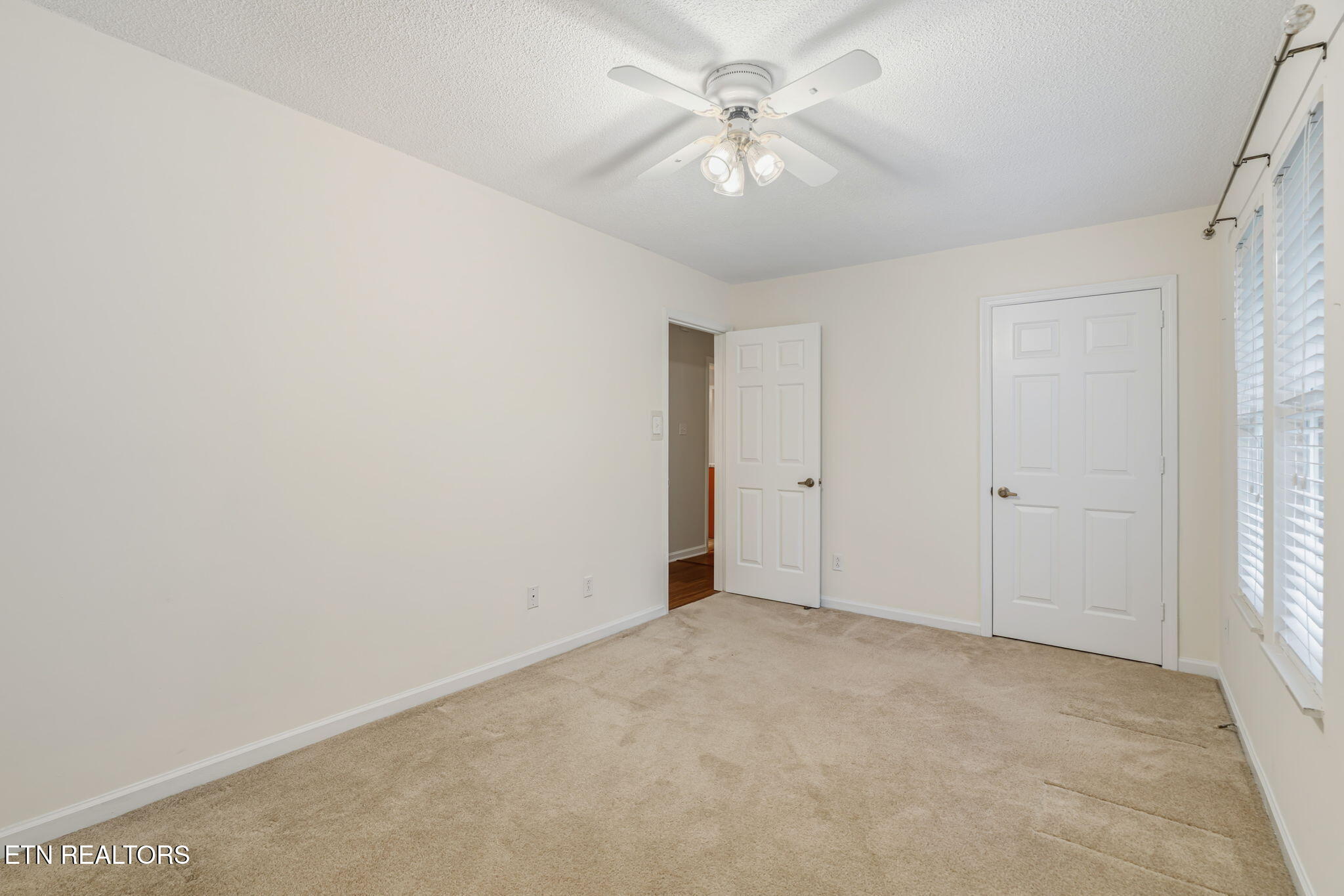 7921 Blueberry Road Powell TN 37849
