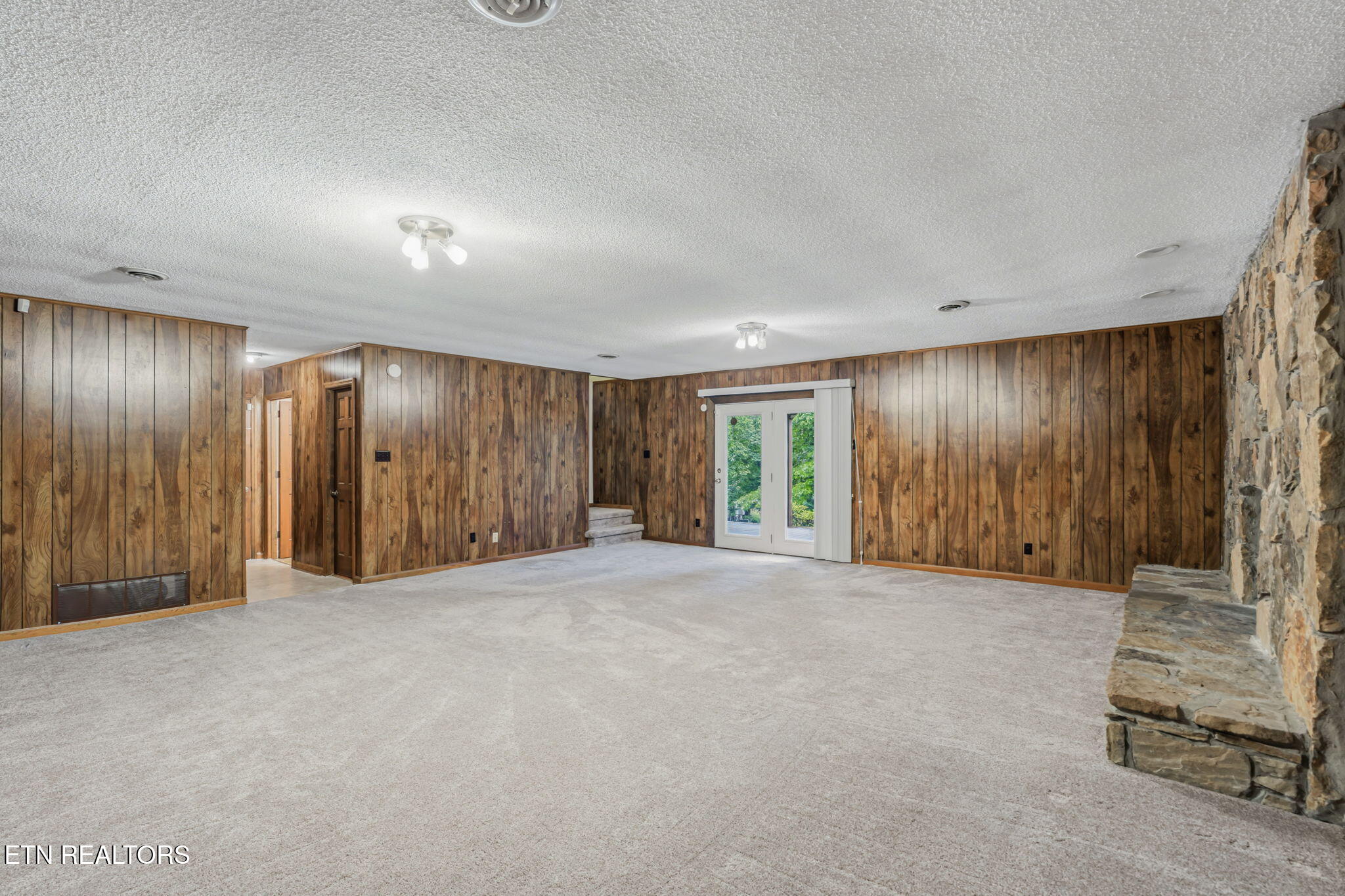 7921 Blueberry Road Powell TN 37849