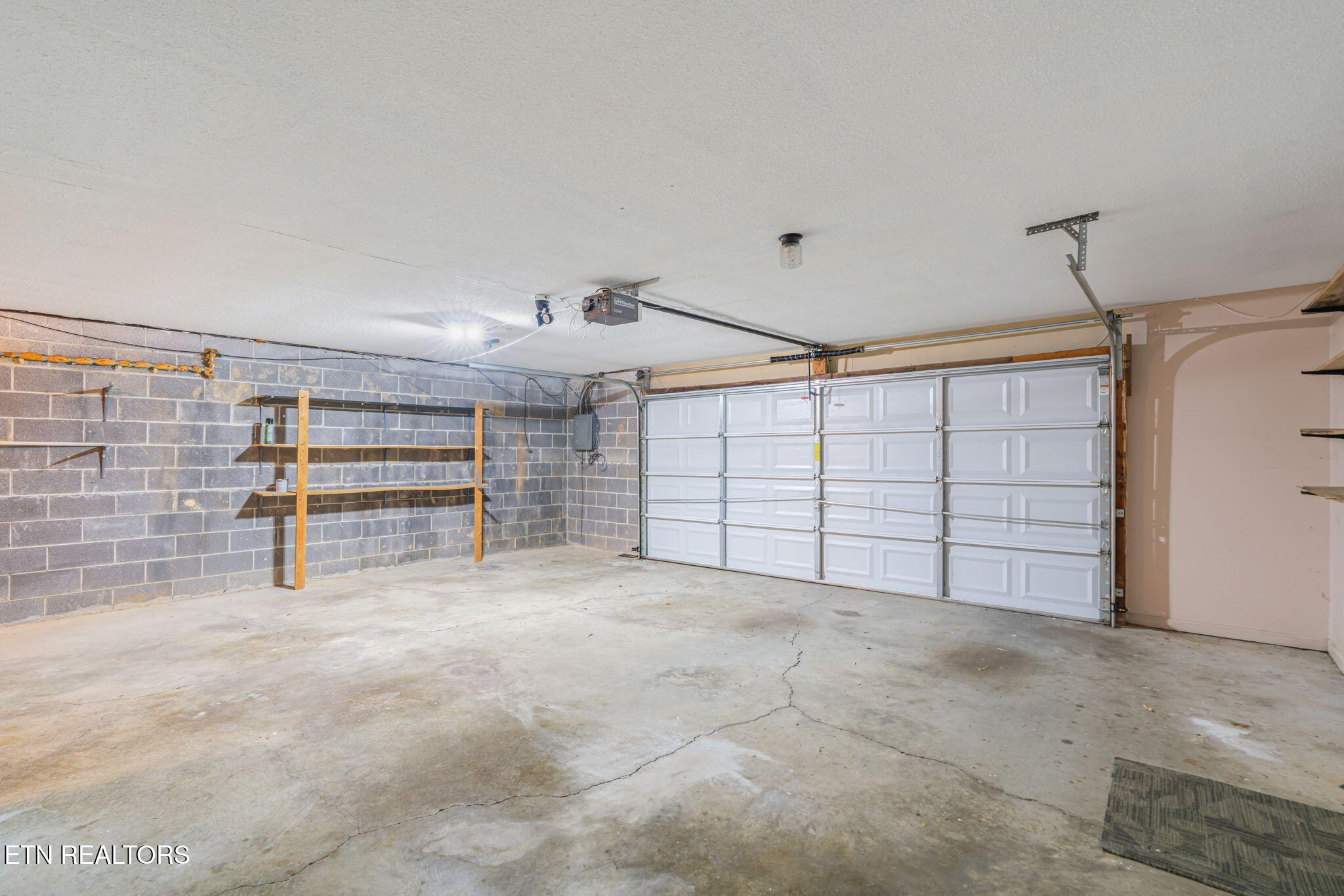 7921 Blueberry Road Powell TN 37849