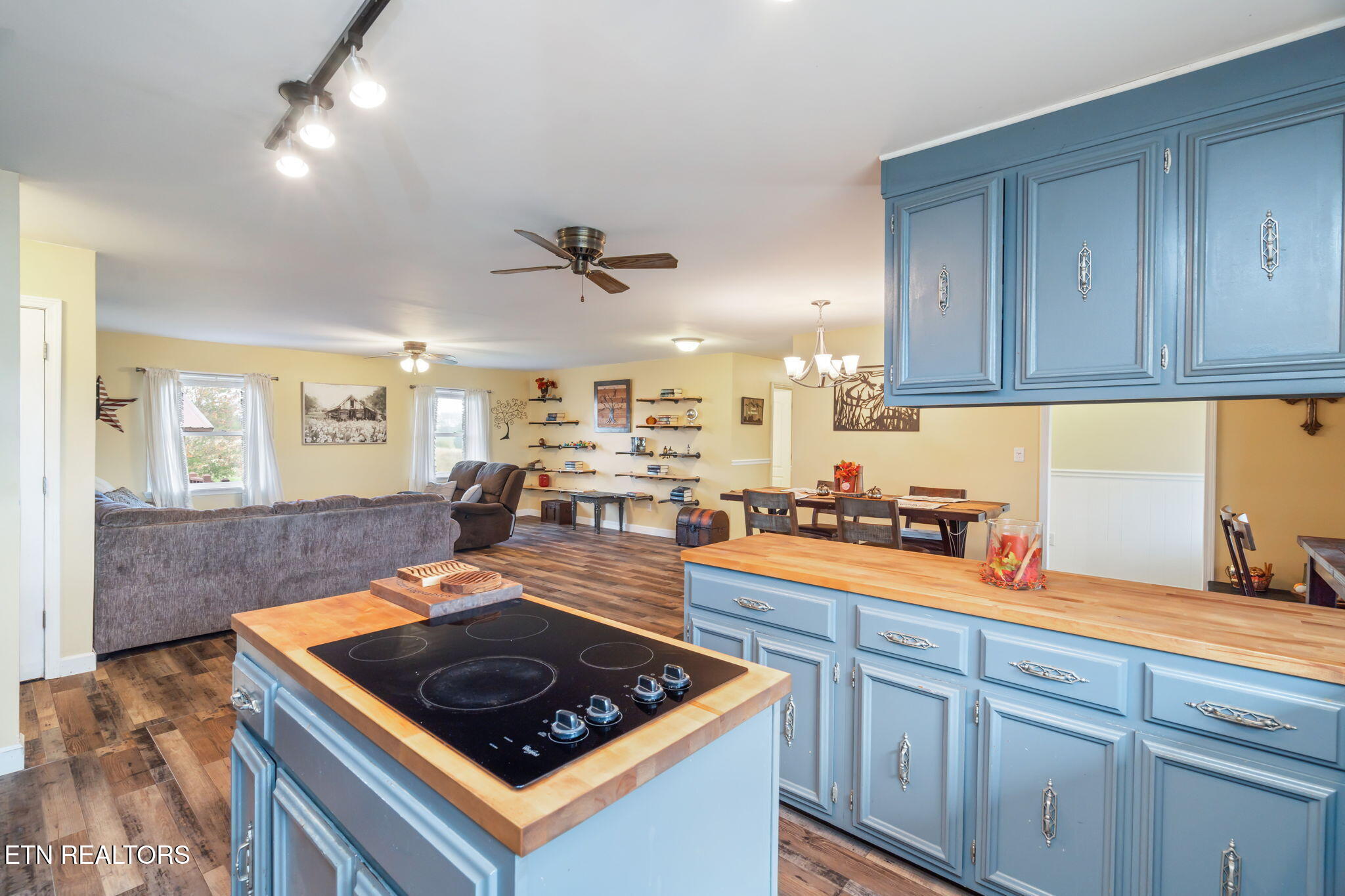 4050 Lowes Ferry Road Louisville TN 37777