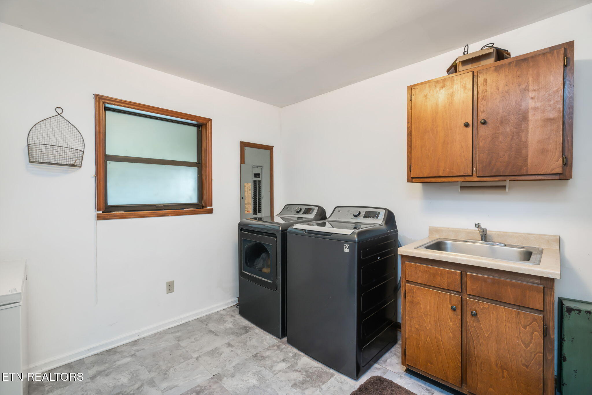 4050 Lowes Ferry Road Louisville TN 37777