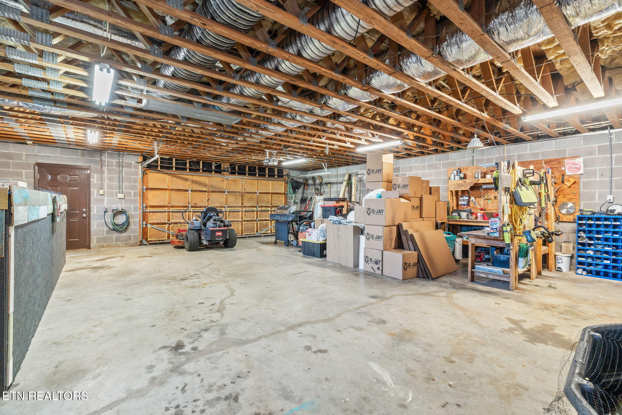 4050 Lowes Ferry Road Louisville TN 37777