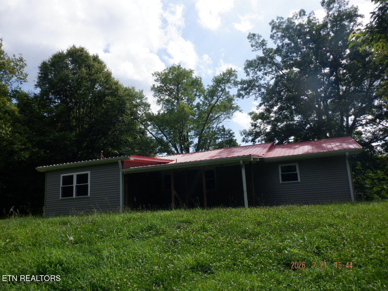 2330 Hilham Highway Livingston TN 38570