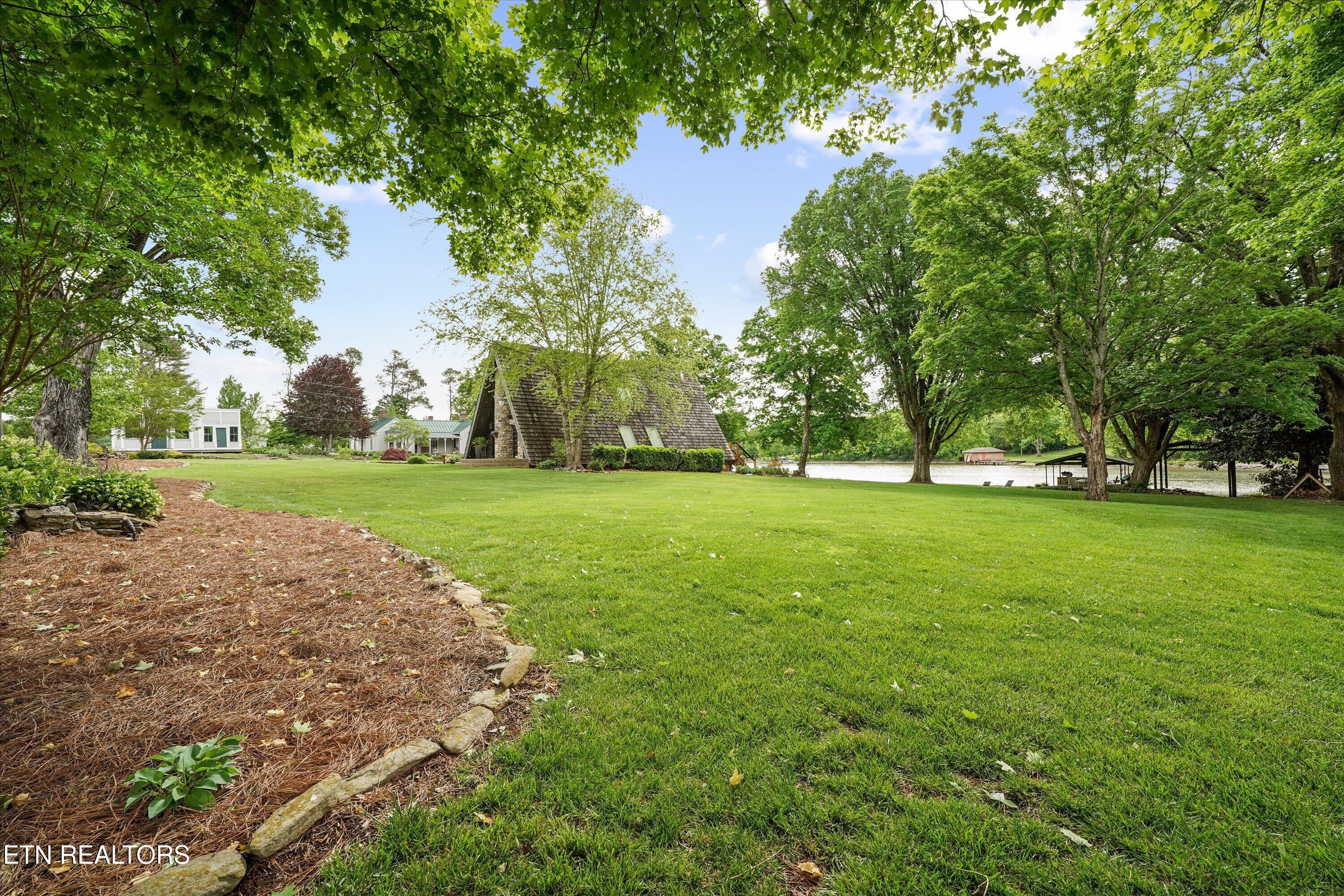 3260 Cox Road Louisville TN 37777