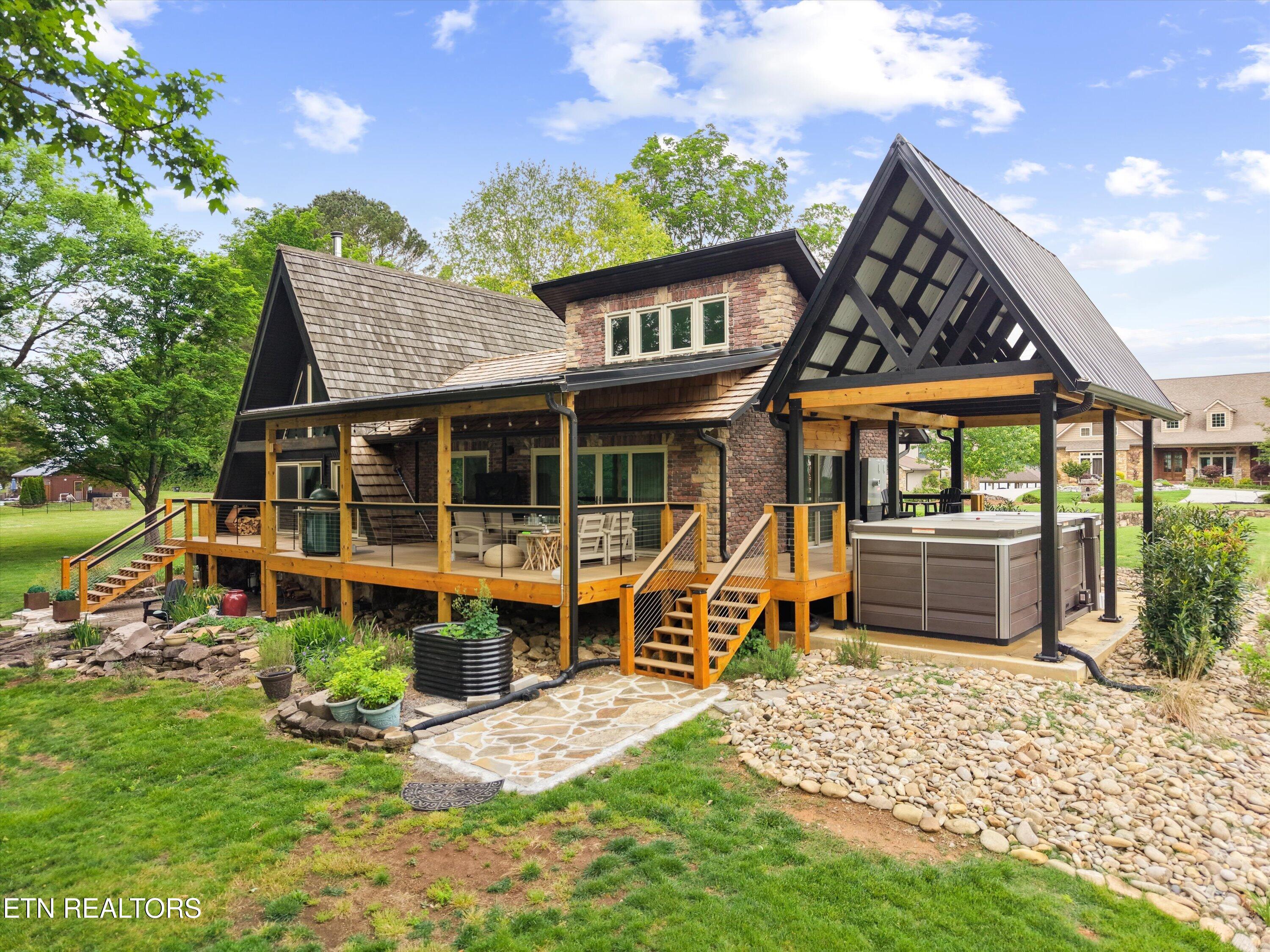 3260 Cox Road Louisville TN 37777