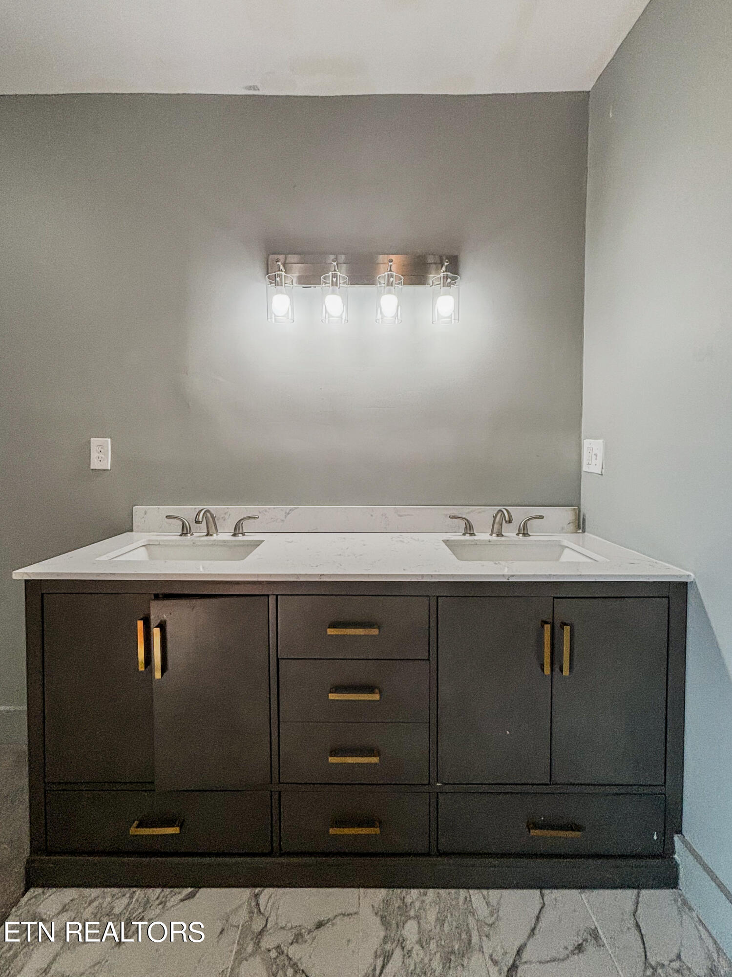 3838 Speedway Circle Knoxville TN 37914