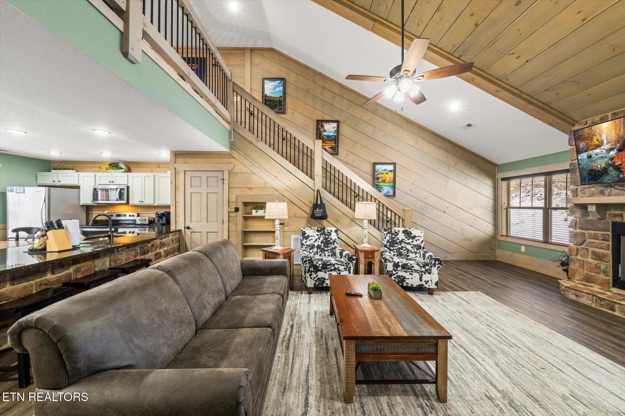 1104 Anastasia Way Gatlinburg TN 37738