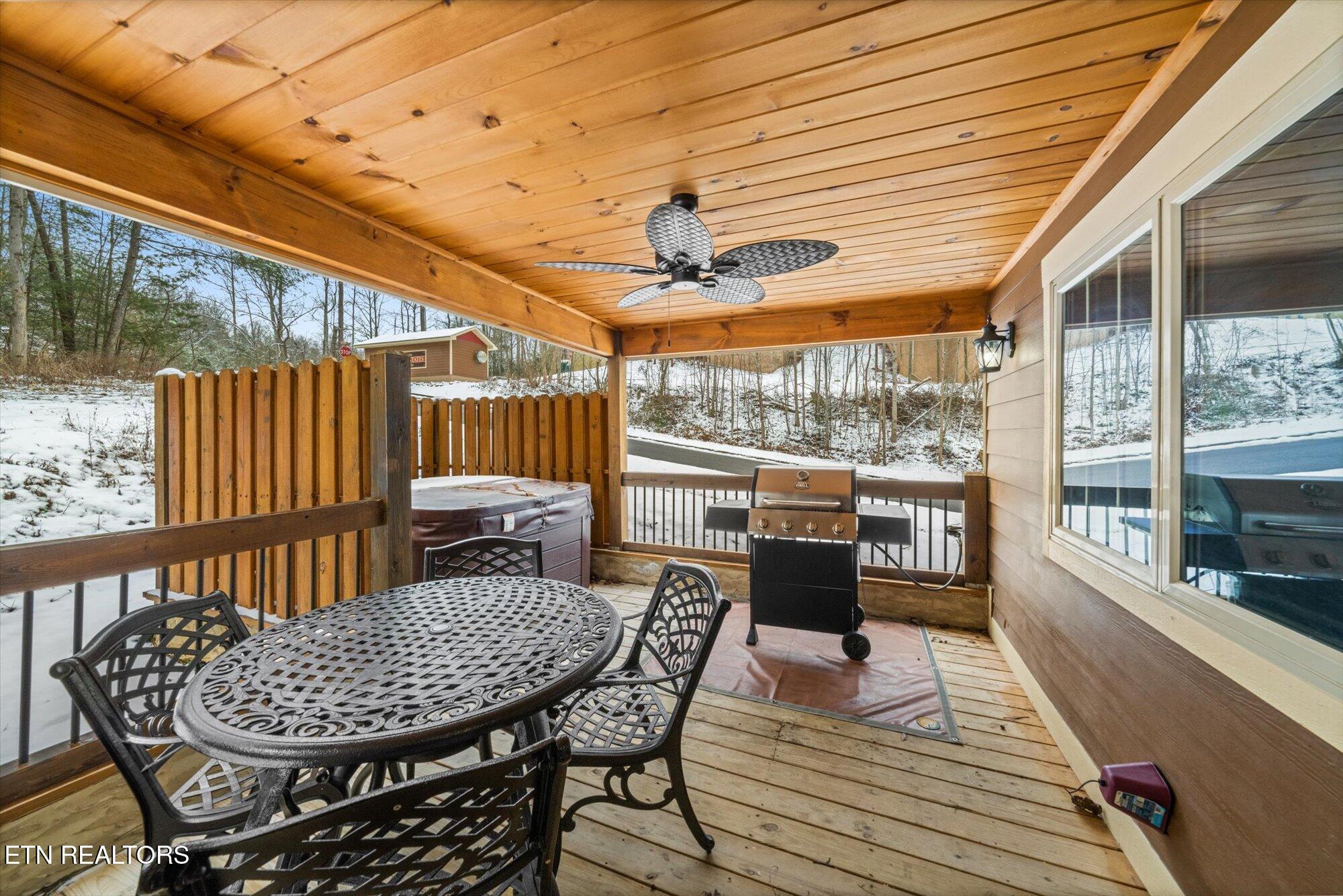 1104 Anastasia Way Gatlinburg TN 37738